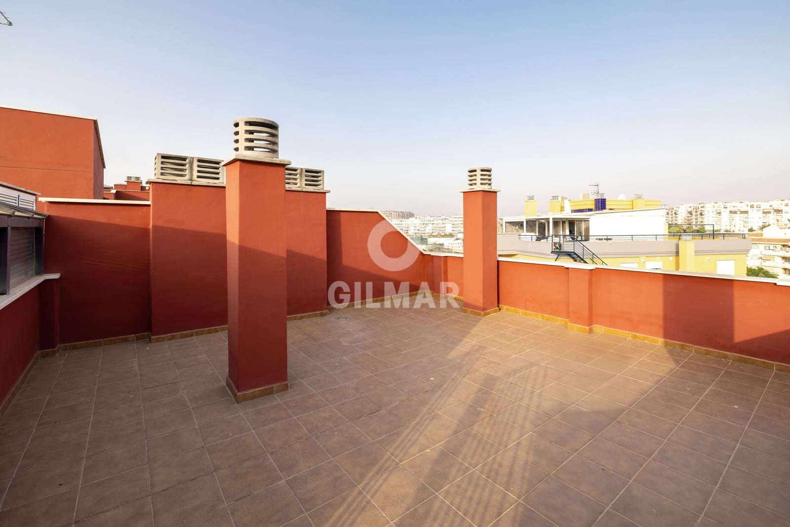 2 soveværelse Penthouse til salg i Malaga by med swimmingpool garage - € 690.000 (Ref: 9216010)