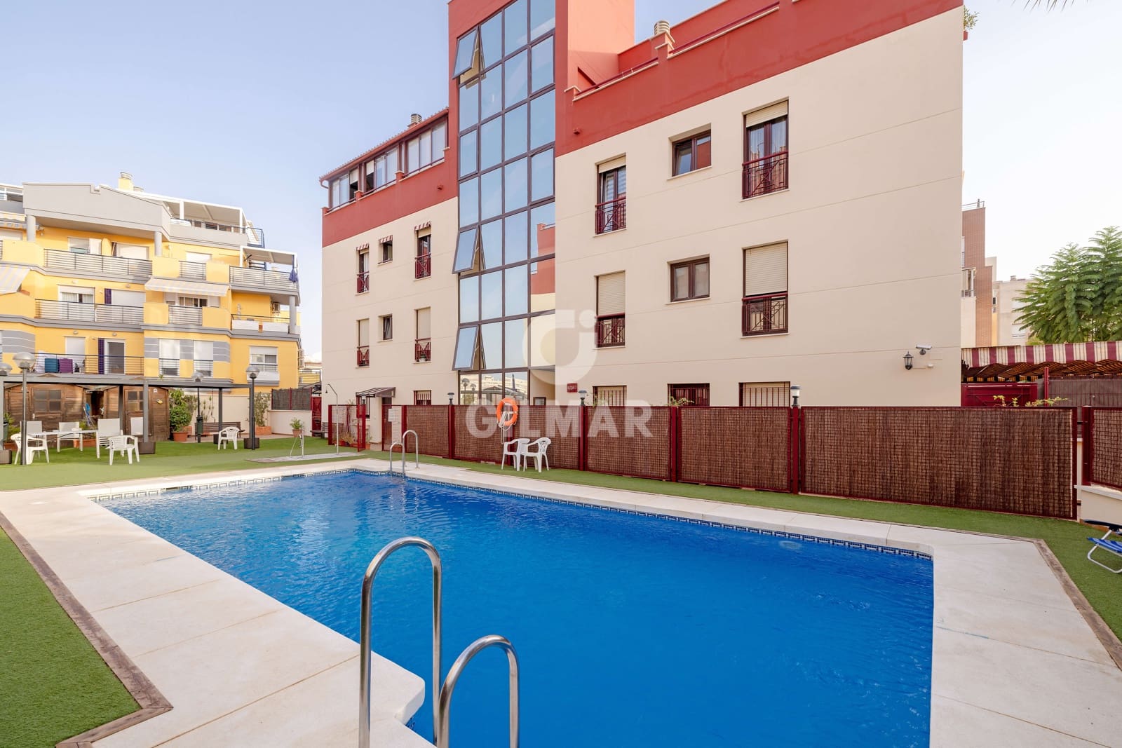 2 soveværelse Penthouse til salg i Malaga by med swimmingpool garage - € 690.000 (Ref: 9216010)