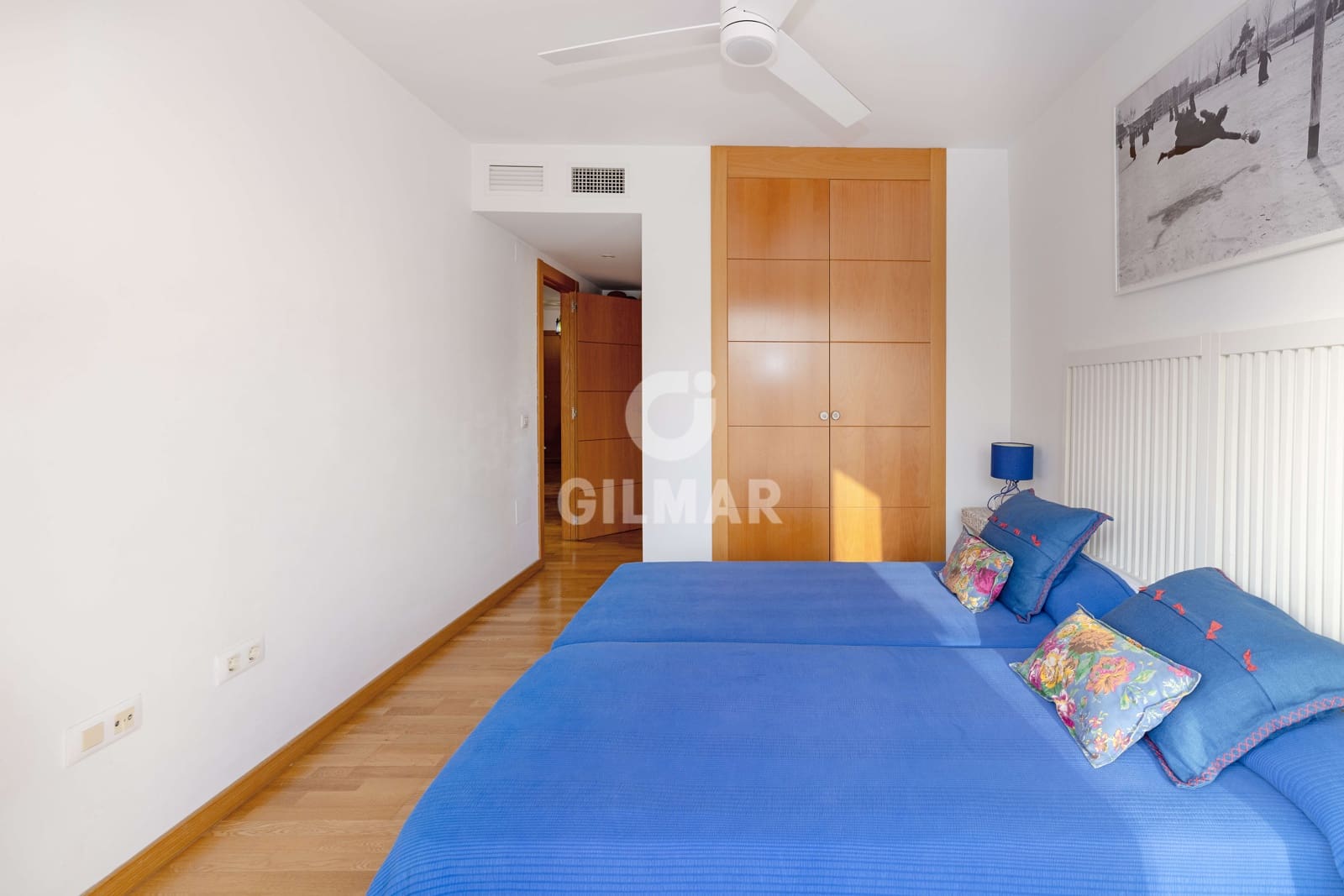 2 soveværelse Penthouse til salg i Malaga by med swimmingpool garage - € 690.000 (Ref: 9216010)