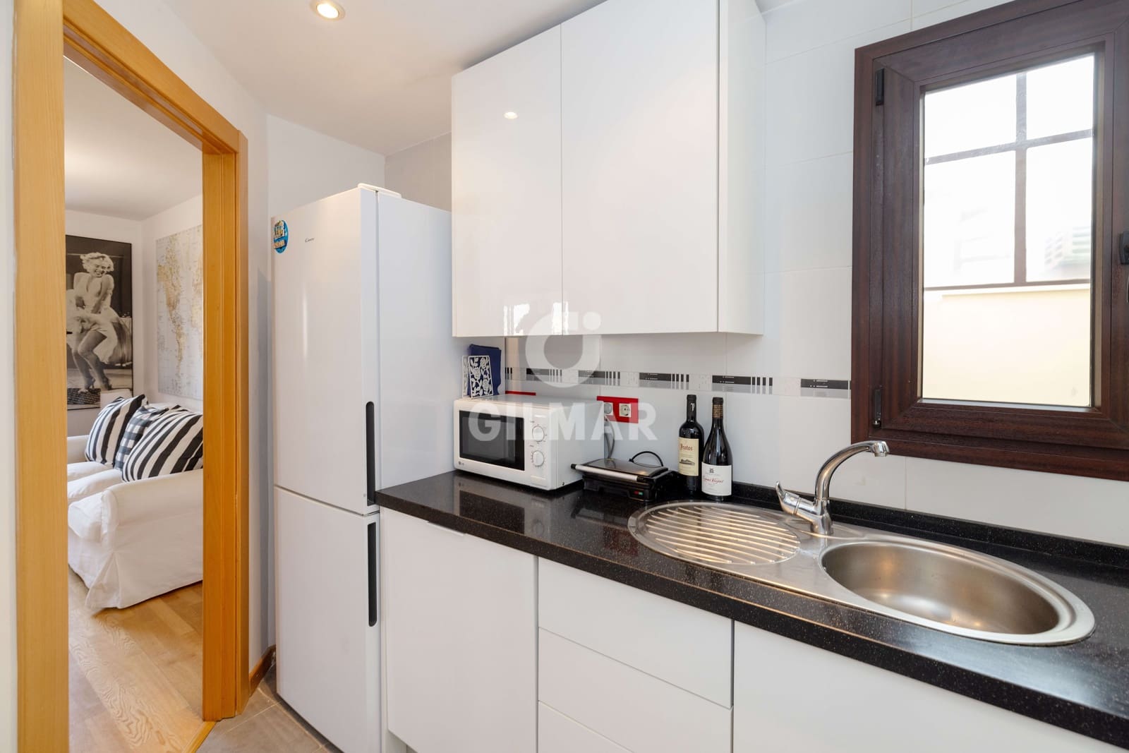 2 soveværelse Penthouse til salg i Malaga by med swimmingpool garage - € 690.000 (Ref: 9216010)