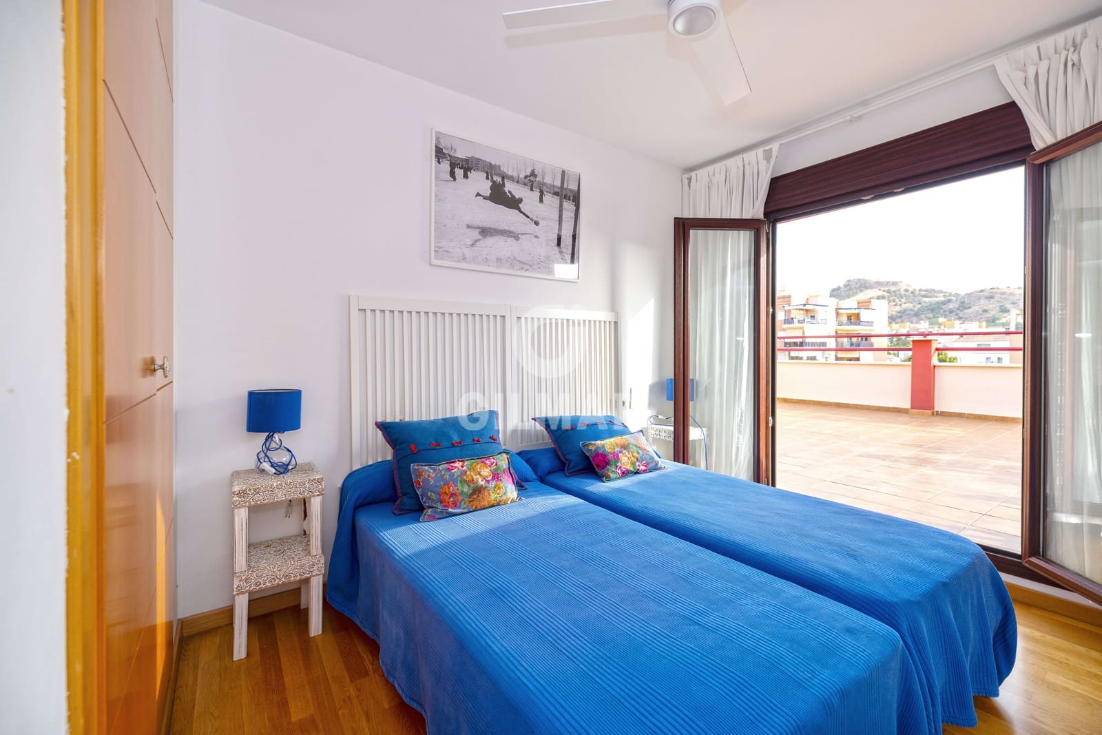 2 soveværelse Penthouse til salg i Malaga by med swimmingpool garage - € 690.000 (Ref: 9216010)