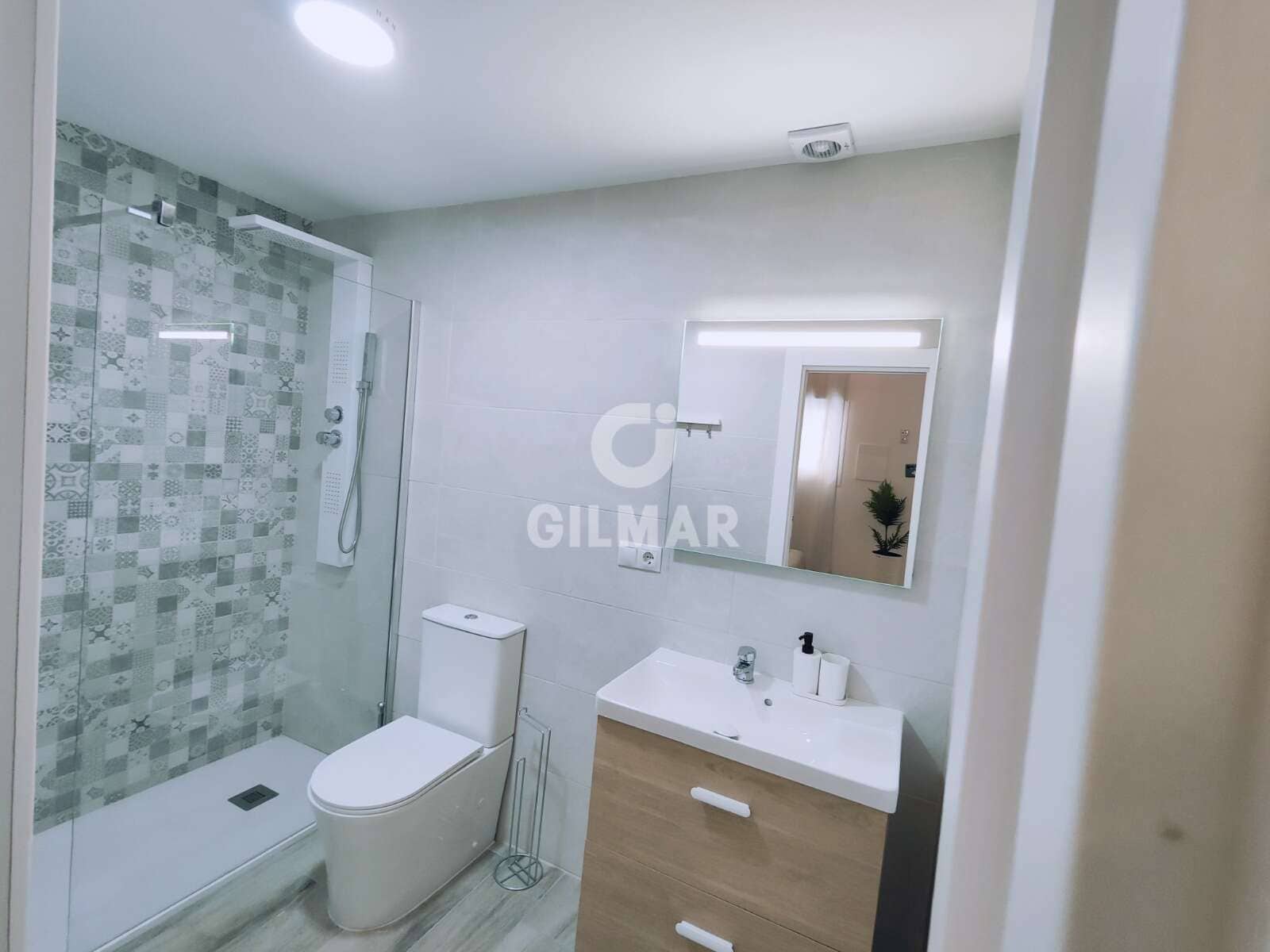 Loft til salg i Malaga by - € 650.000 (Ref: 9216013)