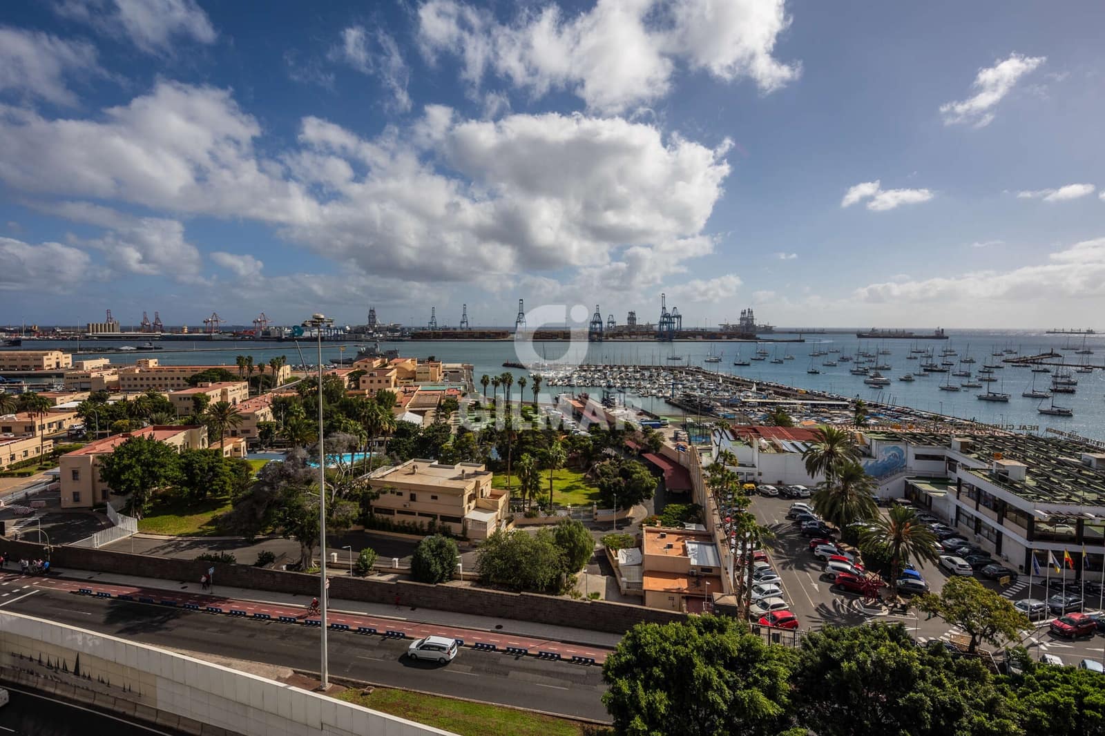 3 soverom Penthouse til salgs i Las Palmas de Gran Canaria med garasje - € 725 000 (Ref: 9216015)