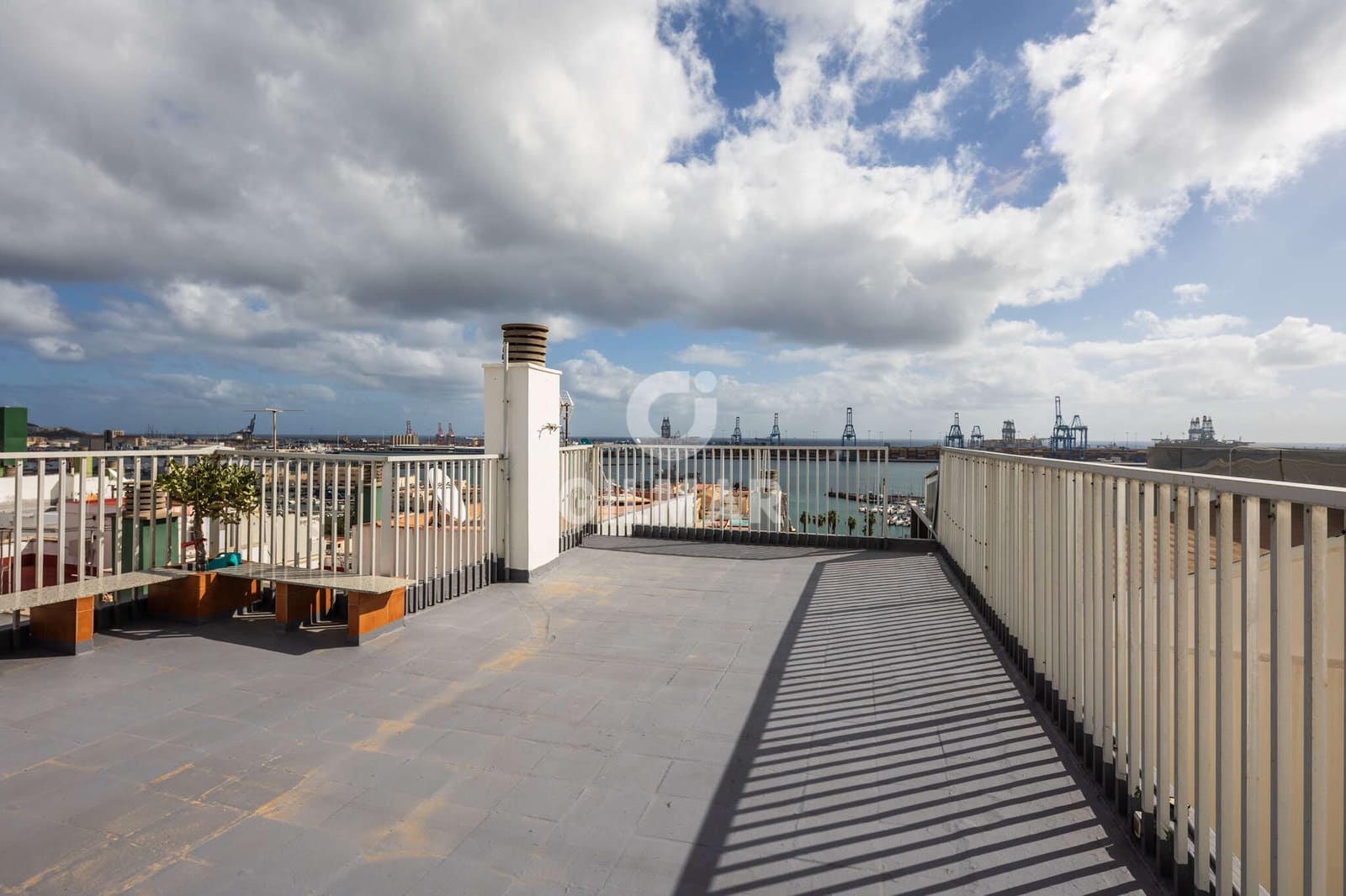 3 soverom Penthouse til salgs i Las Palmas de Gran Canaria med garasje - € 725 000 (Ref: 9216015)