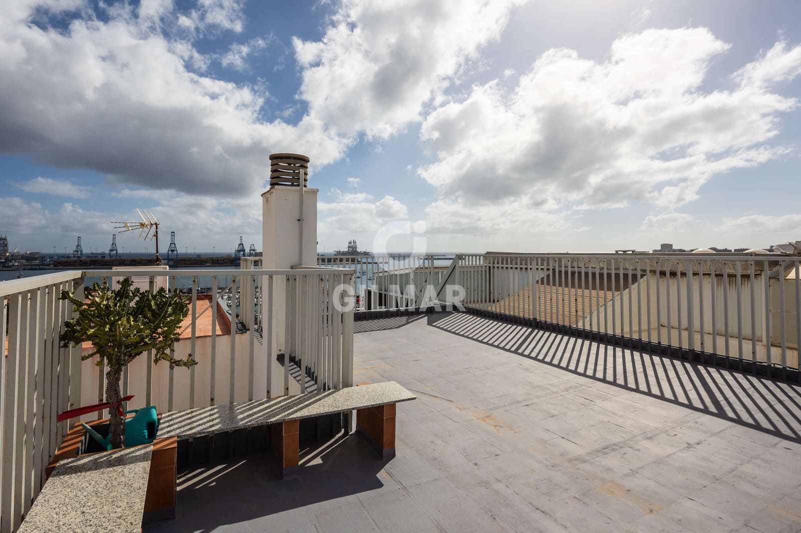 3 soverom Penthouse til salgs i Las Palmas de Gran Canaria med garasje - € 725 000 (Ref: 9216015)