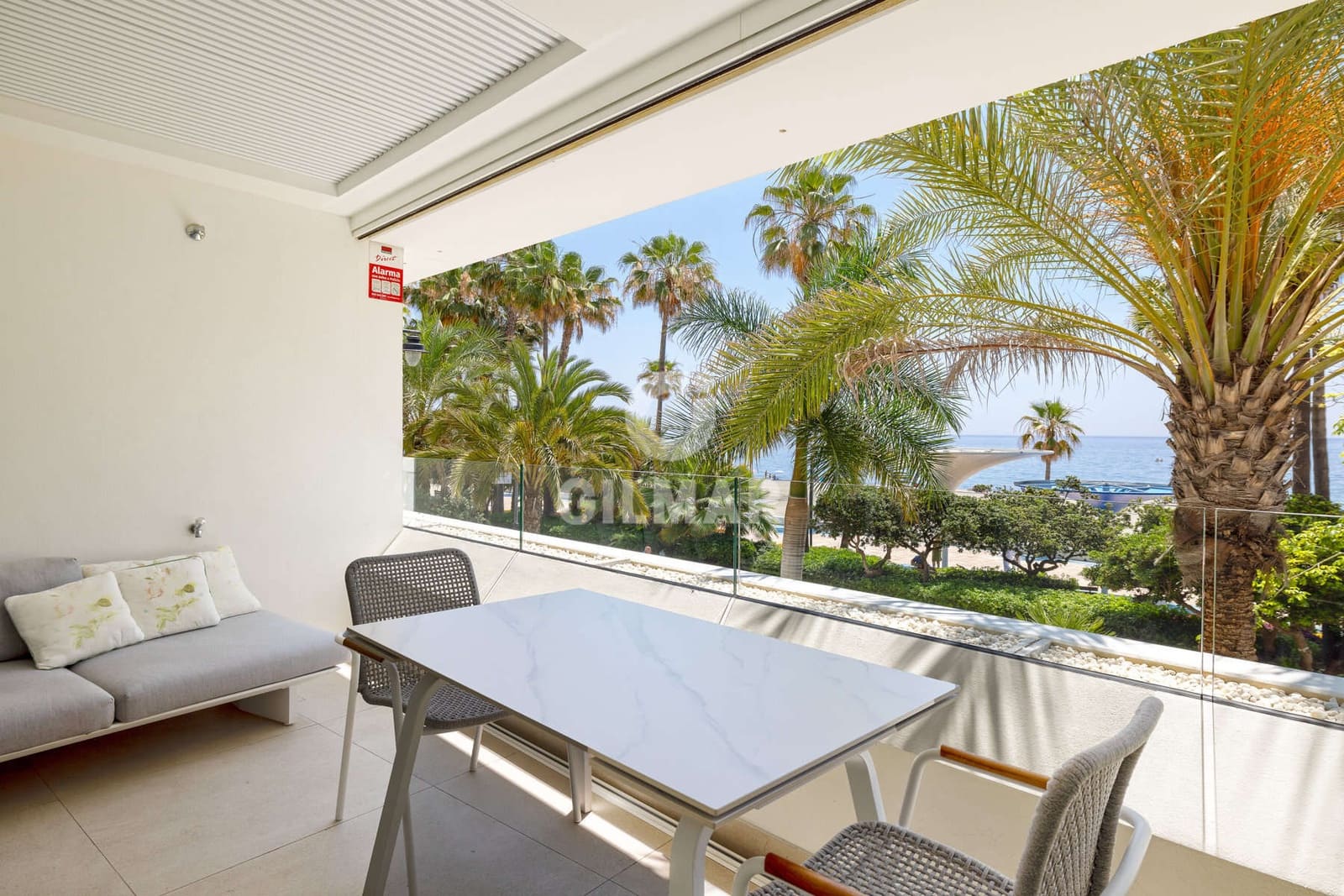 1 soveværelse Lejlighed til salg i Estepona med garage - € 960.000 (Ref: 9216303)