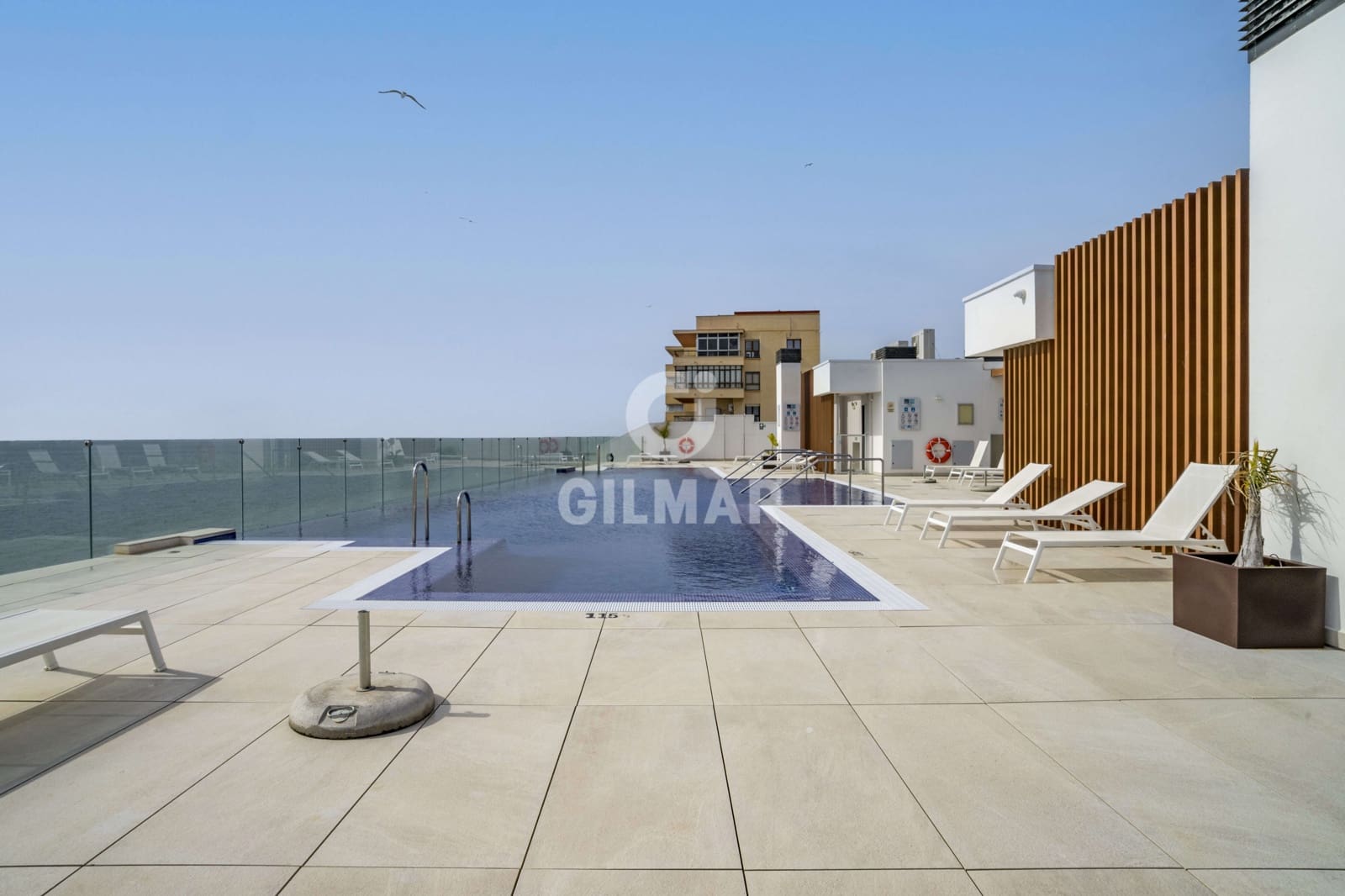 1 soveværelse Lejlighed til salg i Estepona med garage - € 960.000 (Ref: 9216303)