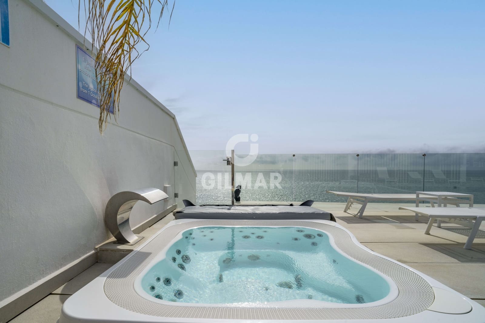 1 soveværelse Lejlighed til salg i Estepona med garage - € 960.000 (Ref: 9216303)