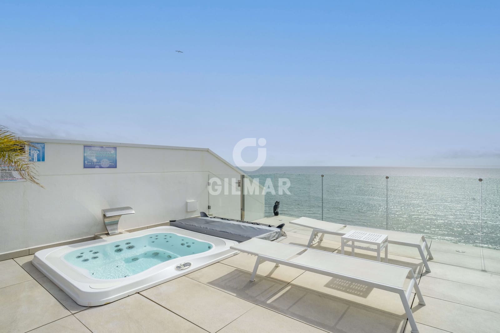 1 soveværelse Lejlighed til salg i Estepona med garage - € 960.000 (Ref: 9216303)