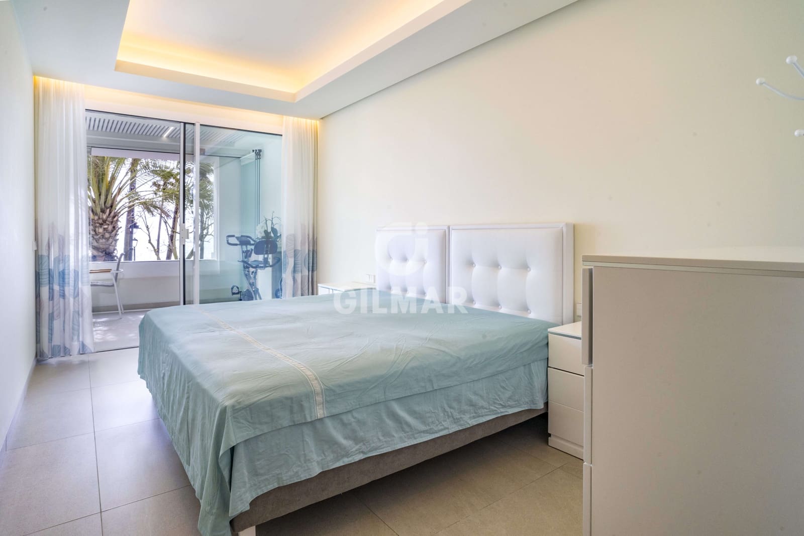 1 soveværelse Lejlighed til salg i Estepona med garage - € 960.000 (Ref: 9216303)