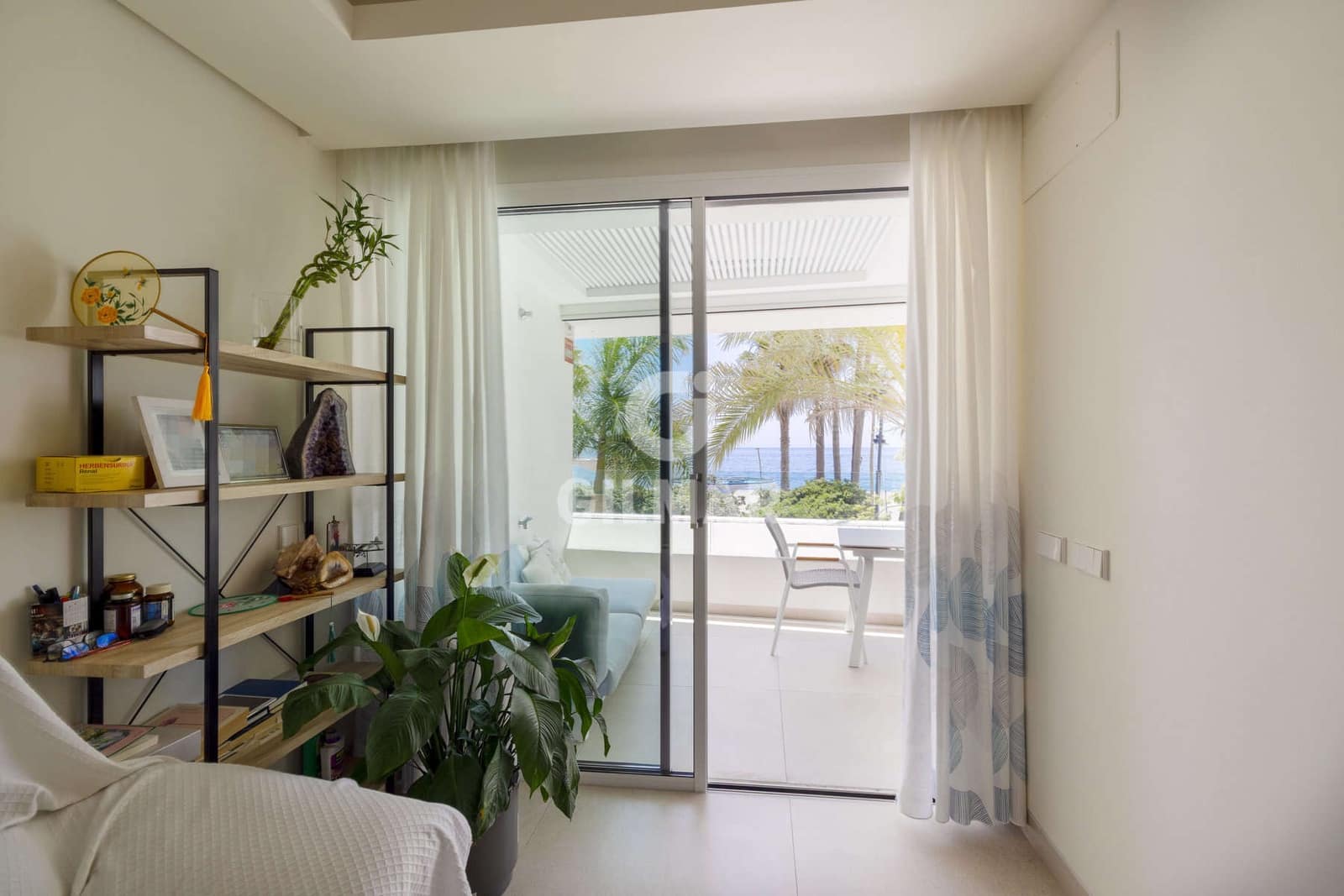 1 soveværelse Lejlighed til salg i Estepona med garage - € 960.000 (Ref: 9216303)