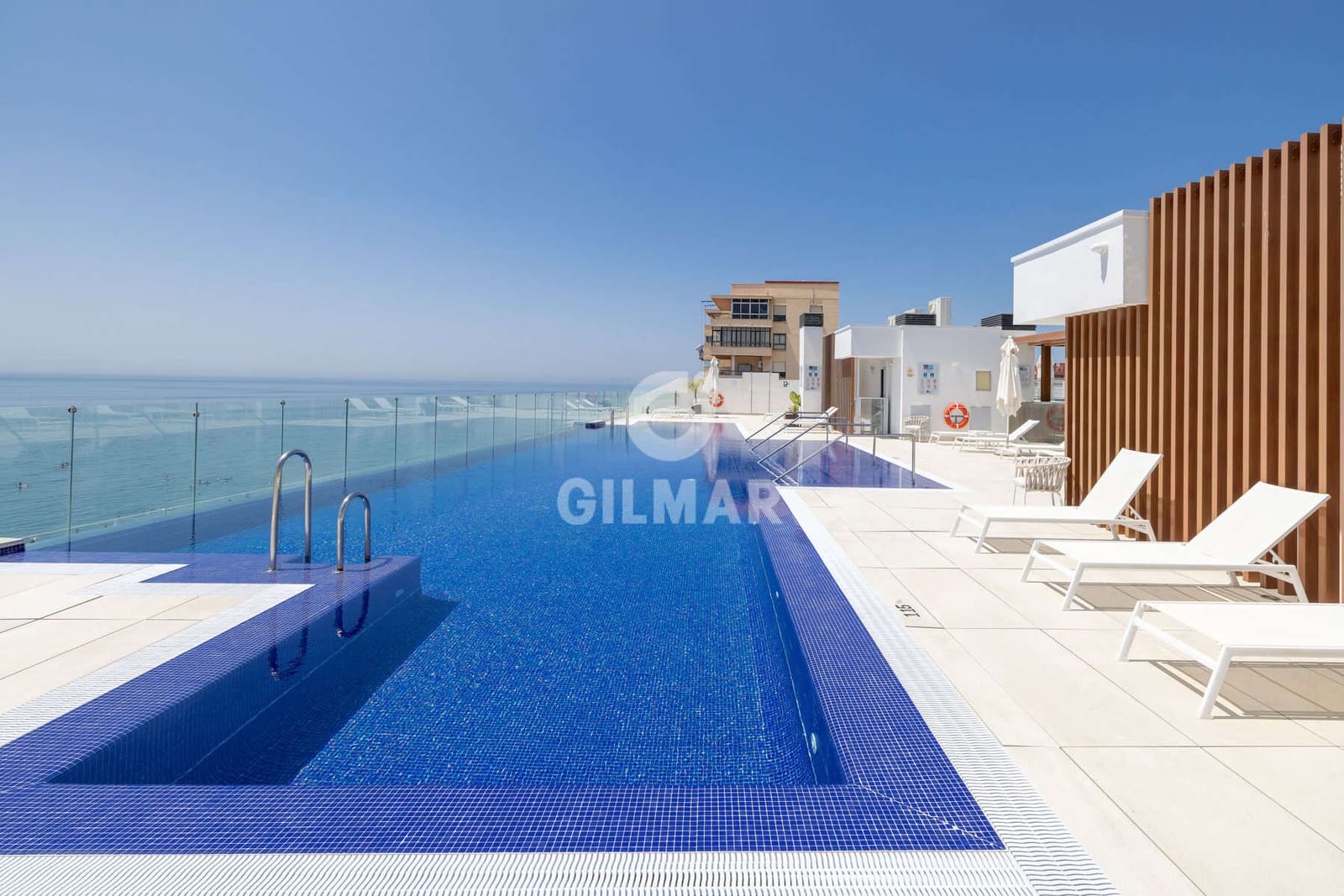 1 soveværelse Lejlighed til salg i Estepona med garage - € 960.000 (Ref: 9216303)