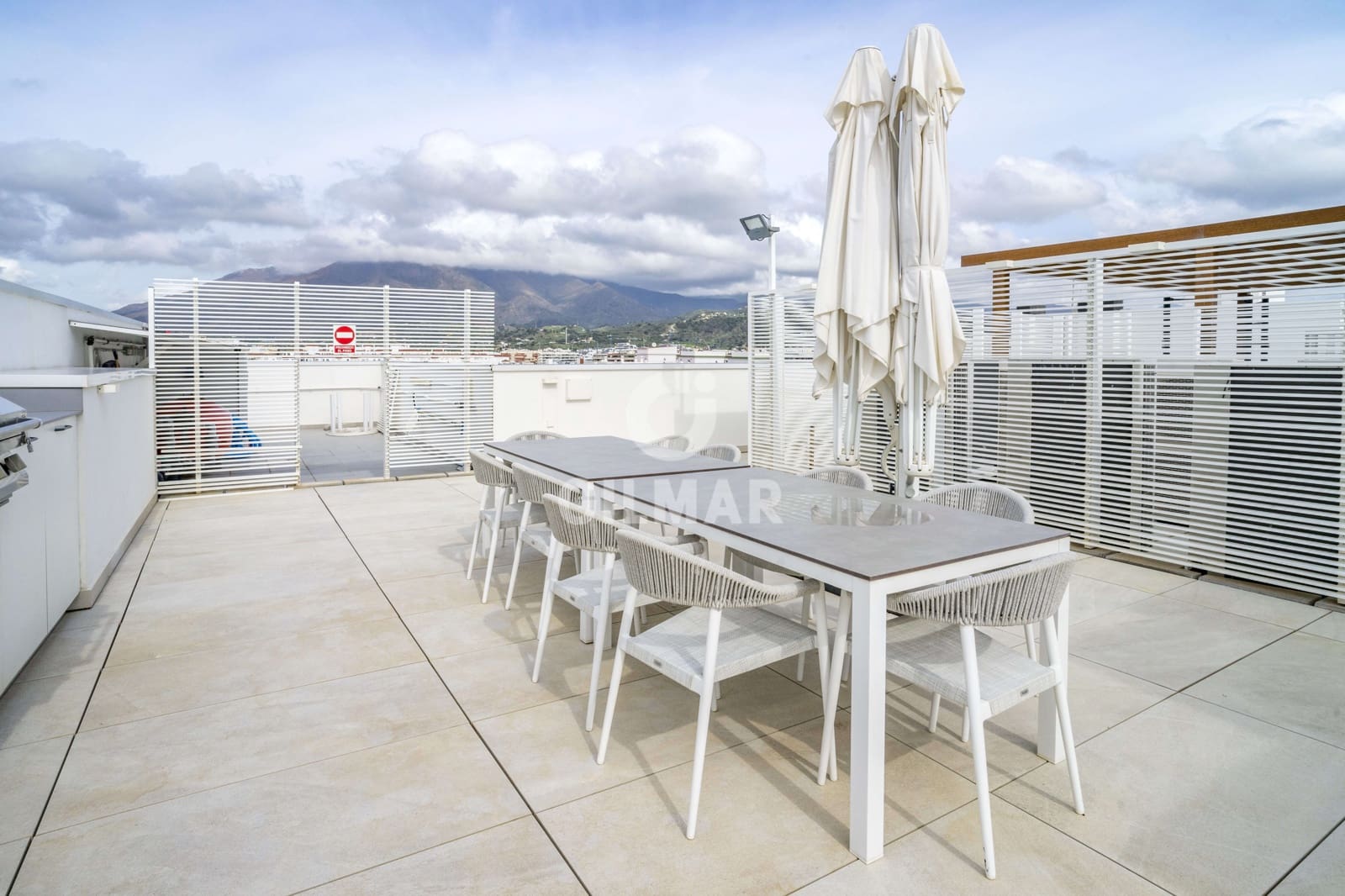 1 soveværelse Lejlighed til salg i Estepona med garage - € 960.000 (Ref: 9216303)