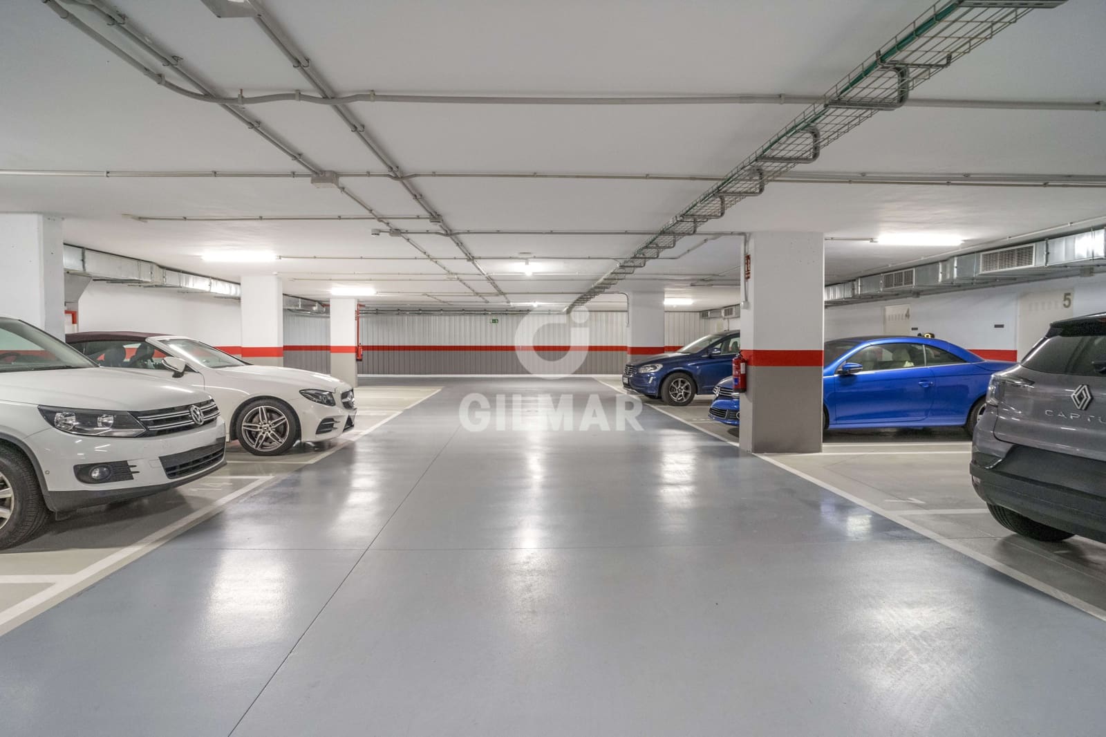 1 soveværelse Lejlighed til salg i Estepona med garage - € 960.000 (Ref: 9216303)