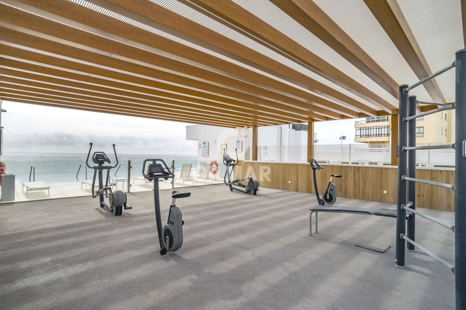 1 soveværelse Lejlighed til salg i Estepona med garage - € 960.000 (Ref: 9216303)