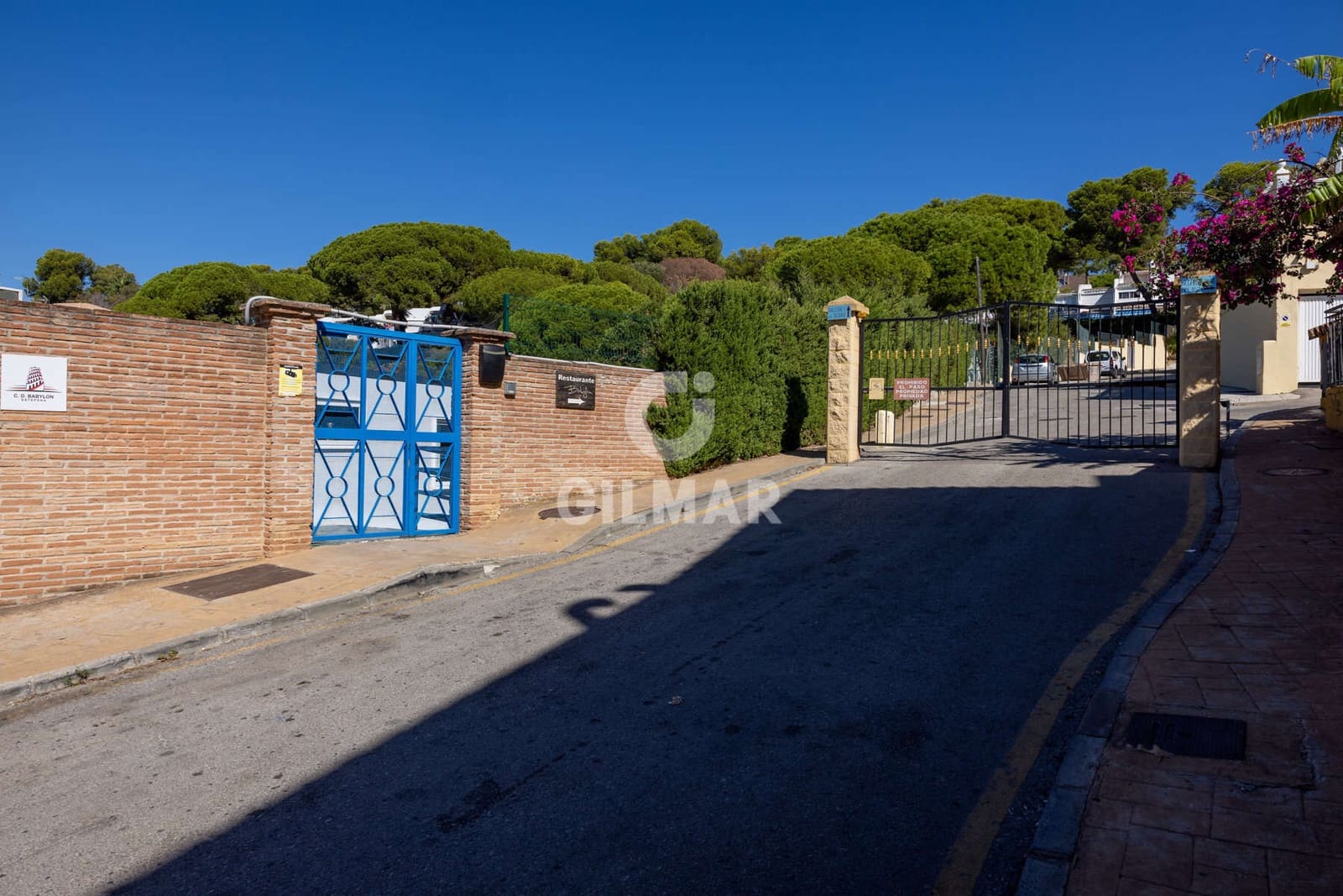 3 soveværelse Rækkehus til salg i Estepona med swimmingpool garage - € 620.000 (Ref: 9216304)