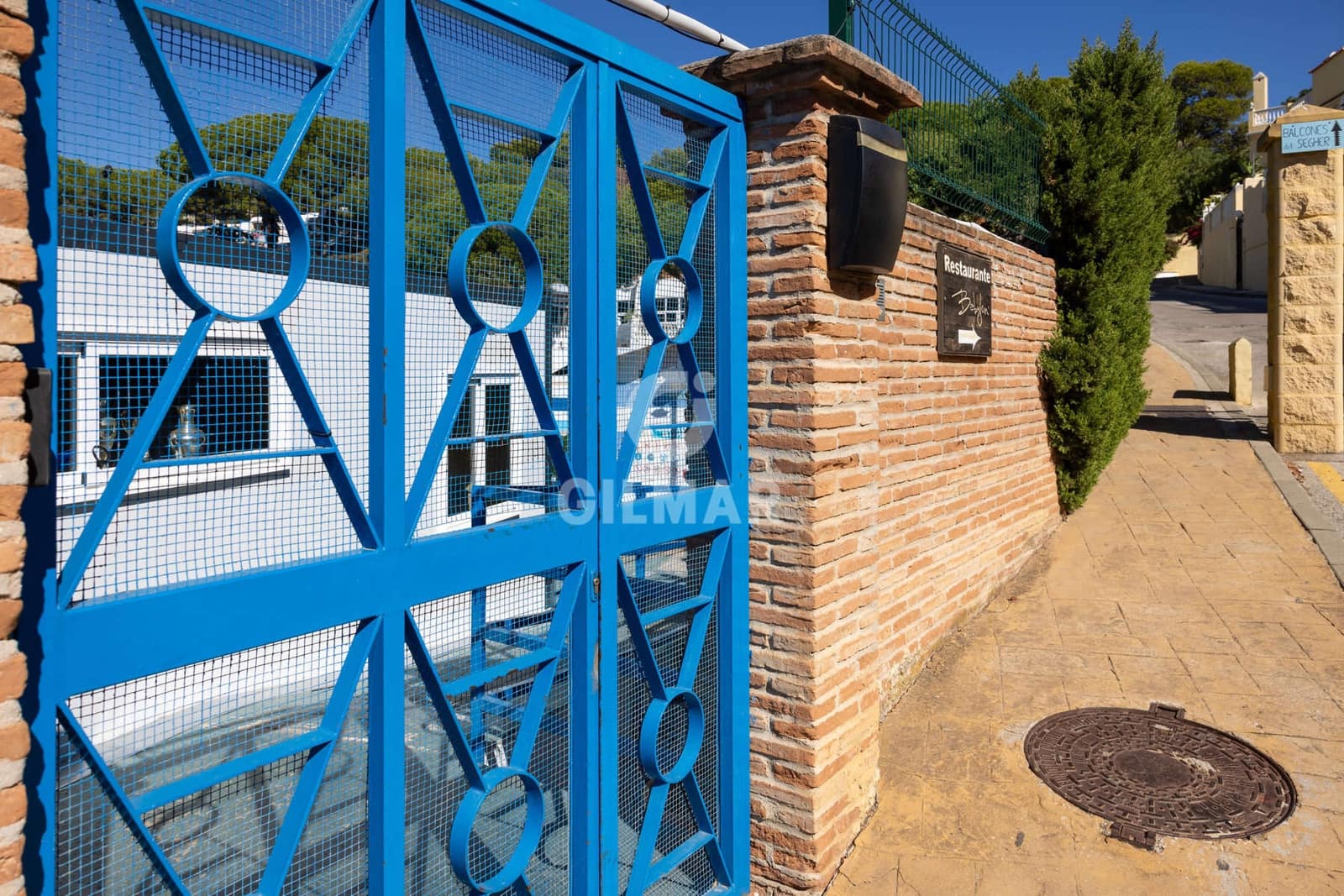 3 soveværelse Rækkehus til salg i Estepona med swimmingpool garage - € 620.000 (Ref: 9216304)