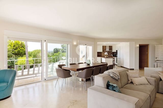 6 makuuhuone Huvila myytävänä paikassa San Roque mukana uima-altaan - 1 780 000 € (Ref: 9216305)