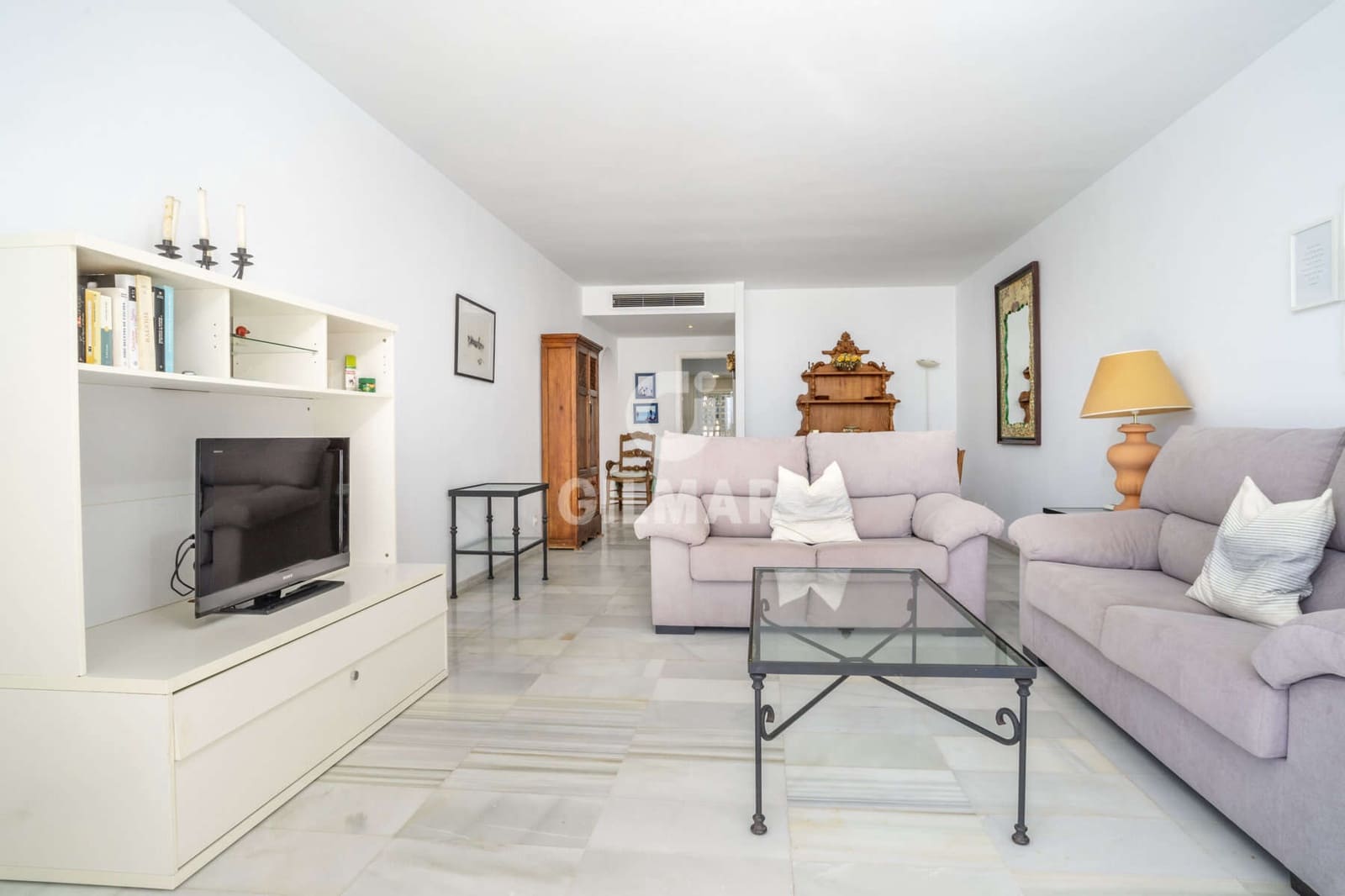 2 bedroom Flat for sale in Estepona with pool - € 995,000 (Ref: 9216306)