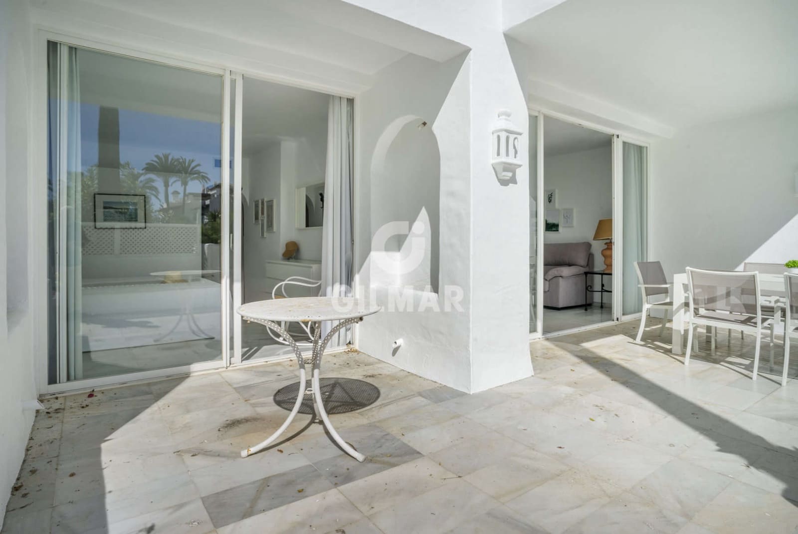 2 bedroom Flat for sale in Estepona with pool - € 995,000 (Ref: 9216306)