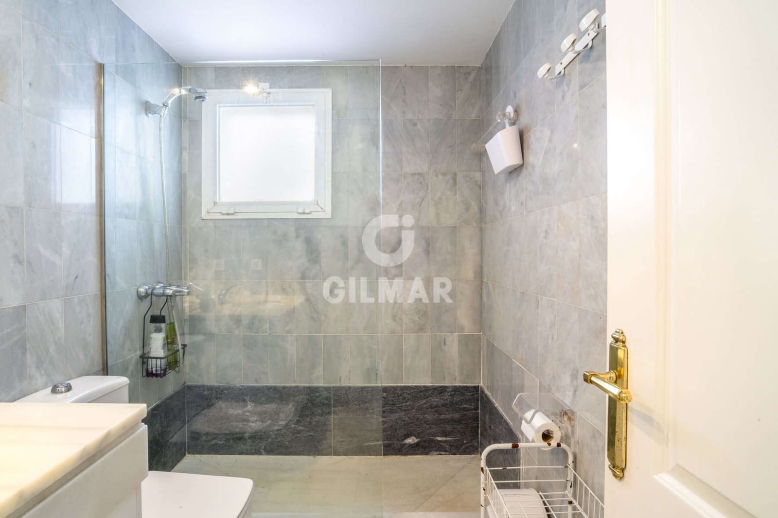 2 bedroom Flat for sale in Estepona with pool - € 995,000 (Ref: 9216306)