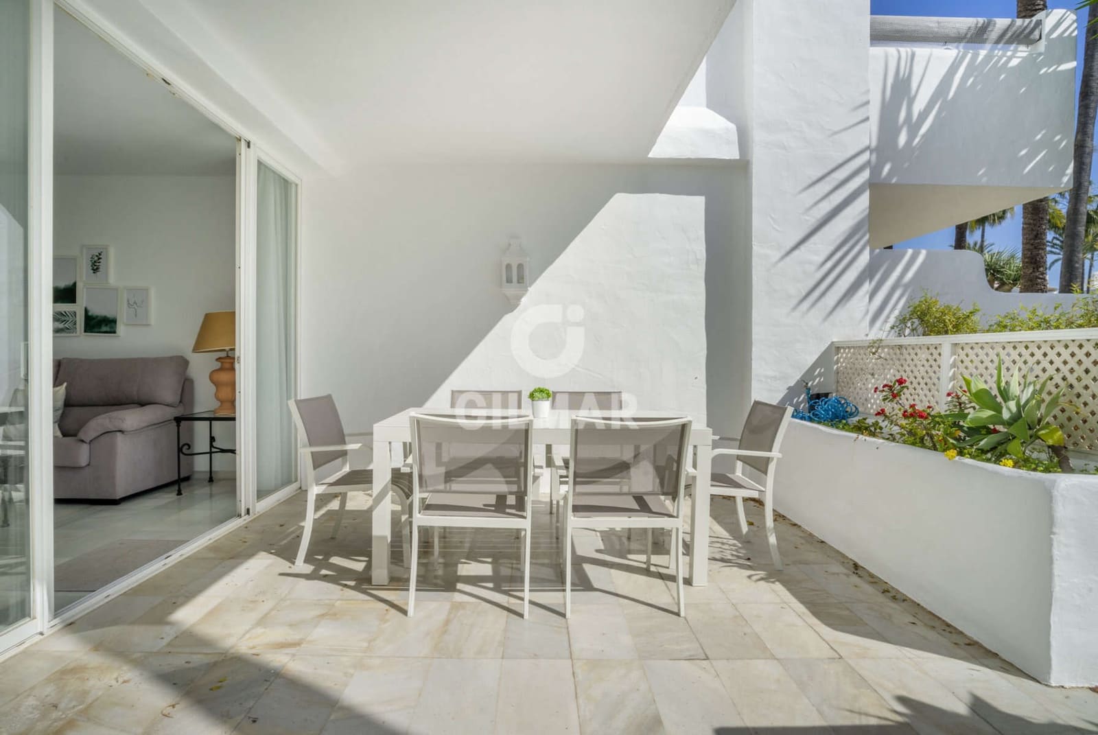 2 bedroom Flat for sale in Estepona with pool - € 995,000 (Ref: 9216306)