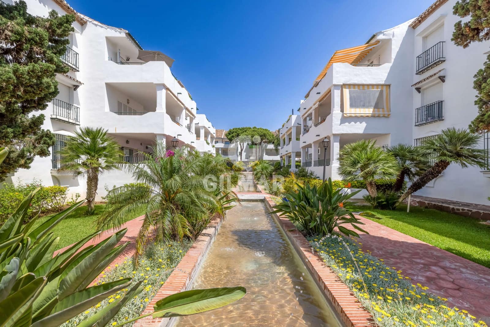 2 soveværelse Lejlighed til salg i Atalaya-Isdabe med swimmingpool garage - € 450.000 (Ref: 9216308)