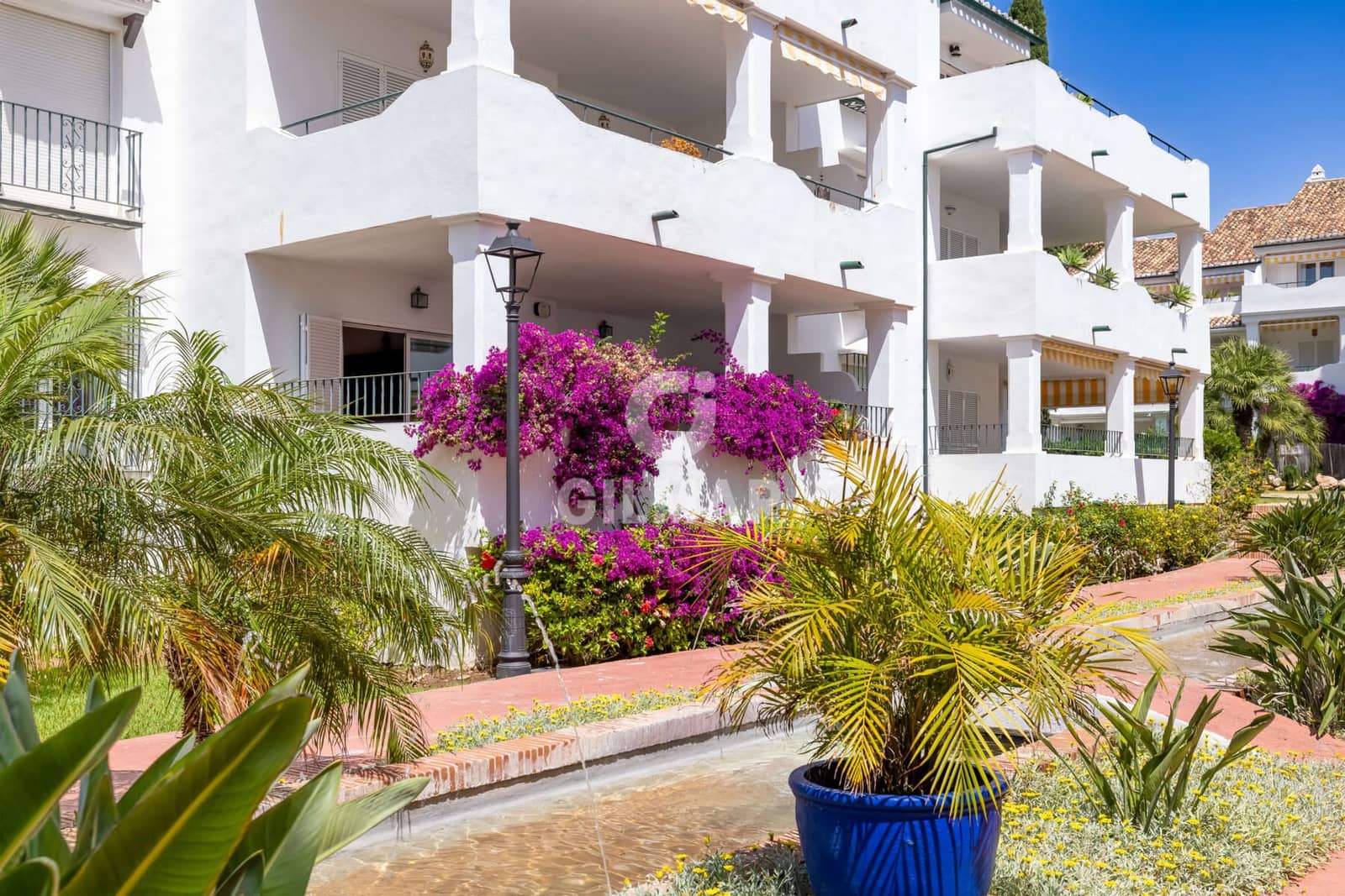 2 soveværelse Lejlighed til salg i Atalaya-Isdabe med swimmingpool garage - € 450.000 (Ref: 9216308)