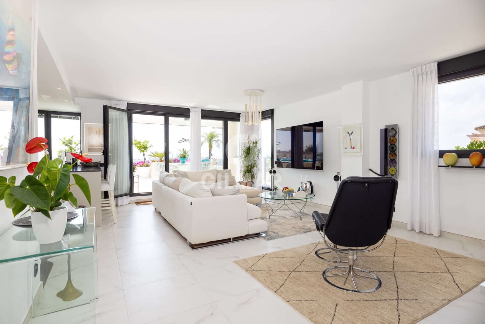 3 makuuhuone Kattohuoneisto myytävänä paikassa Estepona mukana uima-altaan 
autotalli - 1 499 000 € (Ref: 9216309)