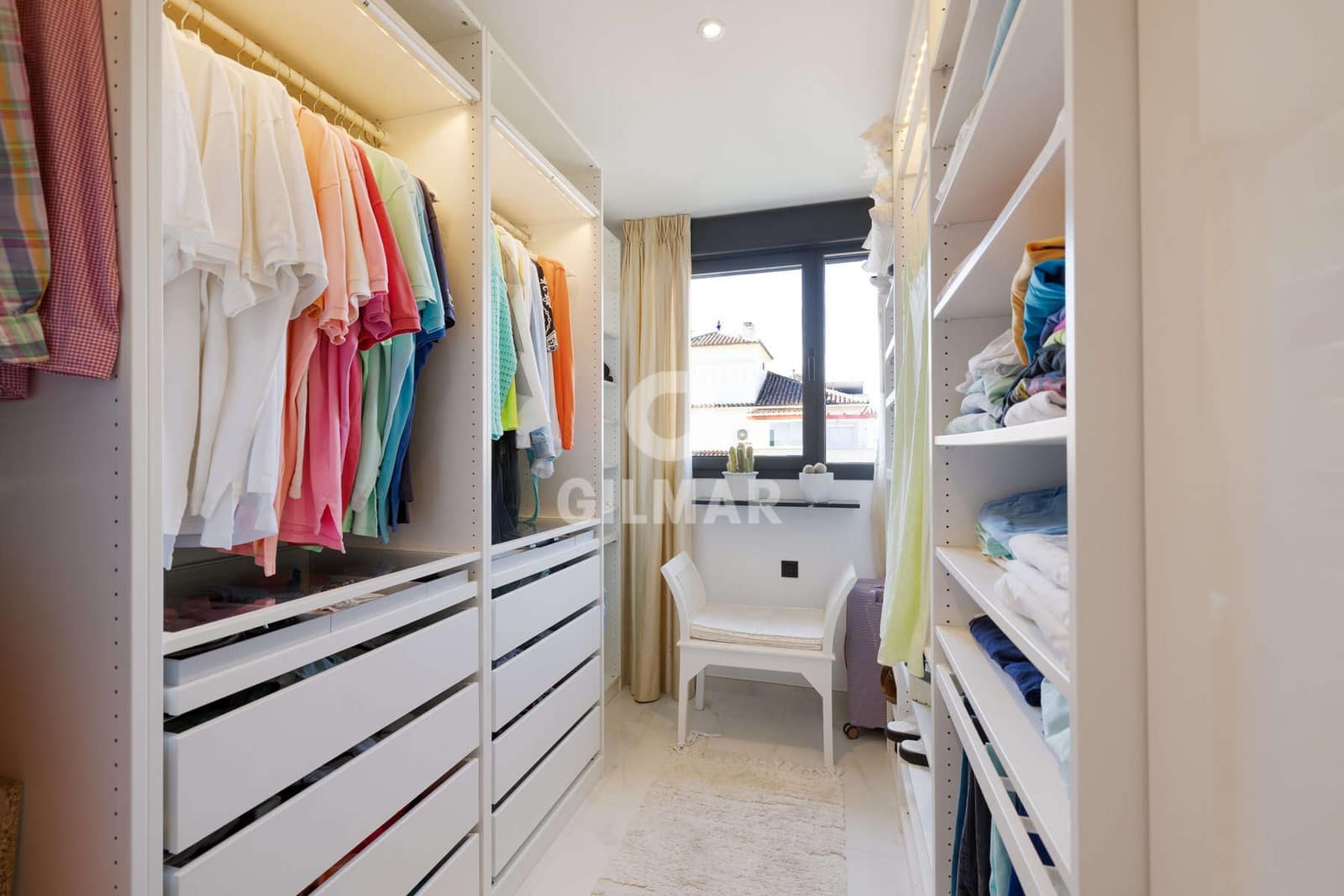 3 makuuhuone Kattohuoneisto myytävänä paikassa Estepona mukana uima-altaan 
autotalli - 1 499 000 € (Ref: 9216309)