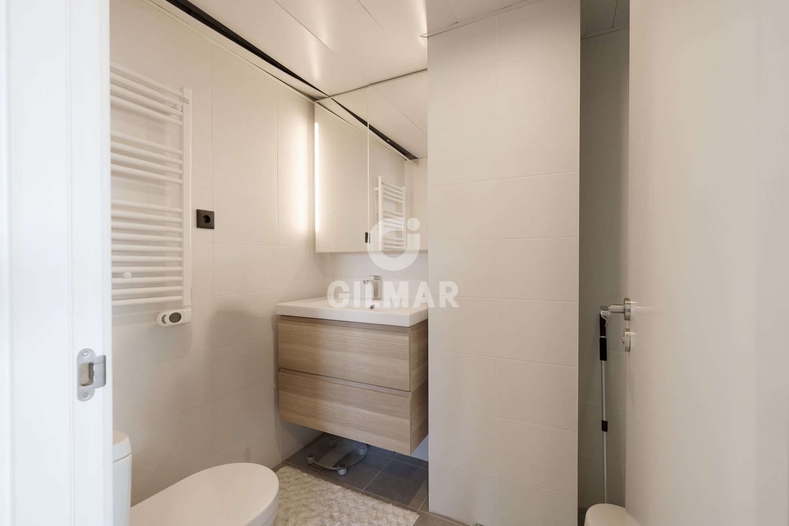 3 makuuhuone Kattohuoneisto myytävänä paikassa Estepona mukana uima-altaan 
autotalli - 1 499 000 € (Ref: 9216309)