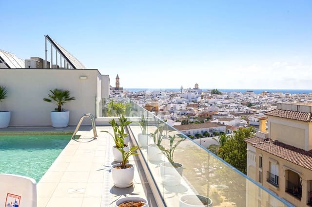 3 makuuhuone Kattohuoneisto myytävänä paikassa Huerta Nueva, Estepona mukana uima-altaan 
autotalli - 1 499 000 € (Ref: 9216309)