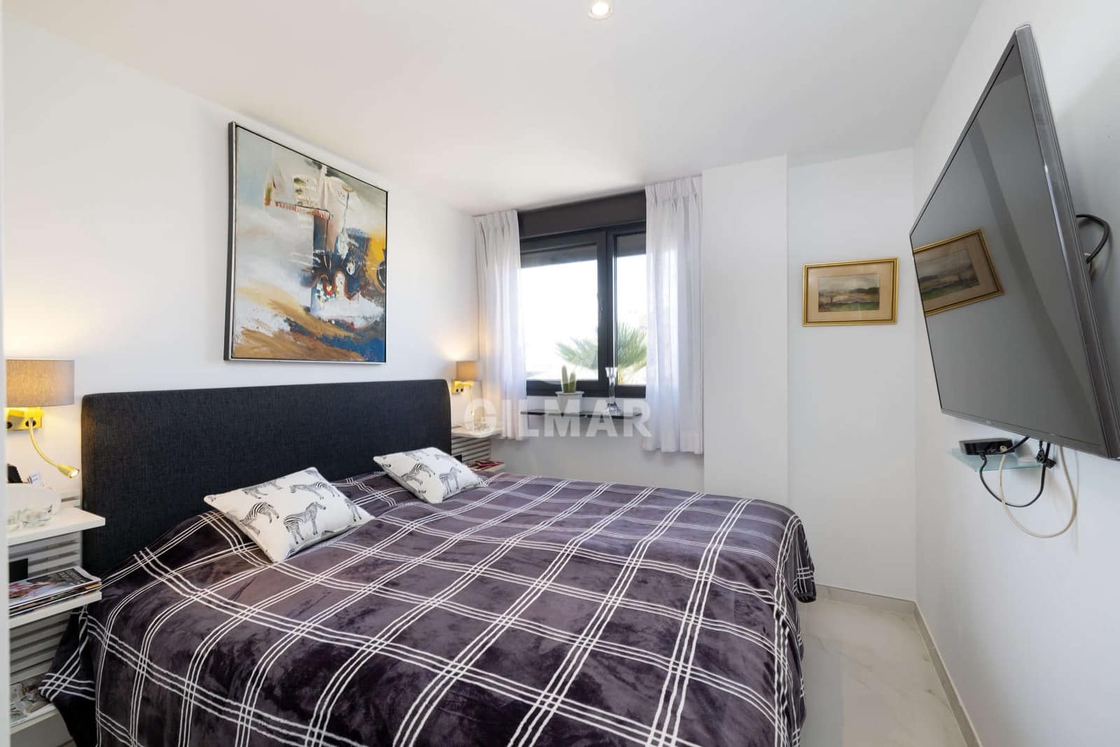 3 makuuhuone Kattohuoneisto myytävänä paikassa Estepona mukana uima-altaan 
autotalli - 1 499 000 € (Ref: 9216309)