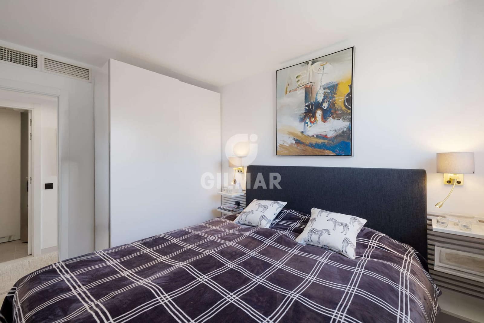 3 makuuhuone Kattohuoneisto myytävänä paikassa Estepona mukana uima-altaan 
autotalli - 1 499 000 € (Ref: 9216309)