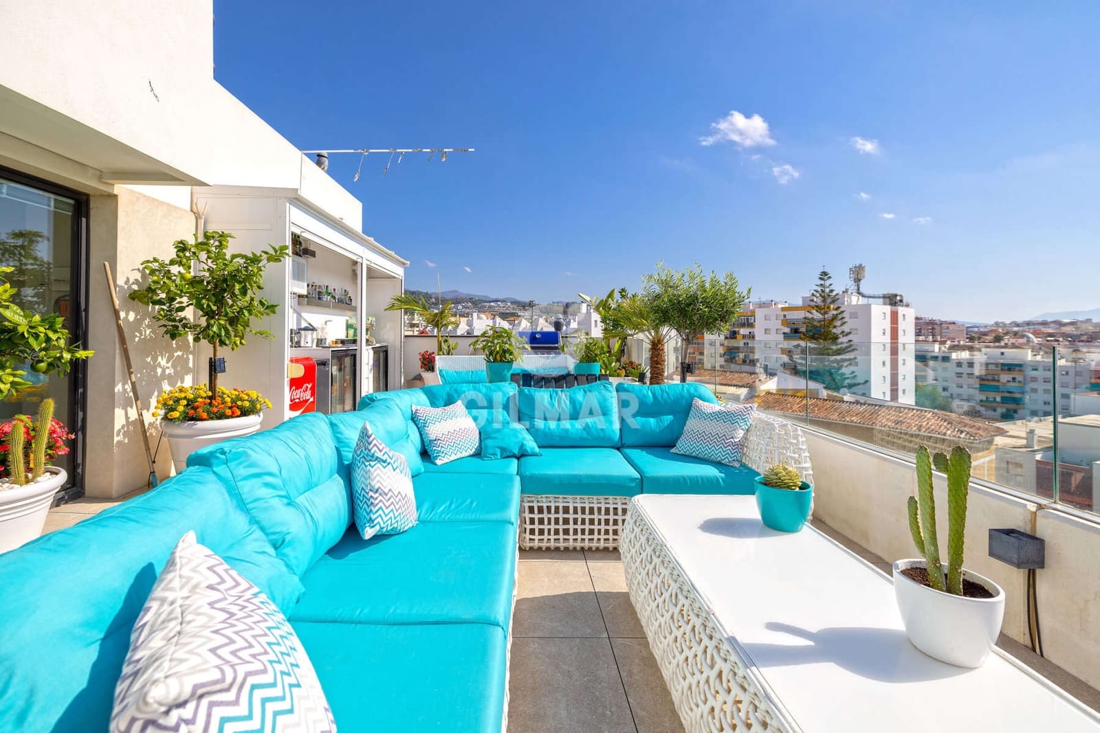 3 makuuhuone Kattohuoneisto myytävänä paikassa Estepona mukana uima-altaan 
autotalli - 1 499 000 € (Ref: 9216309)