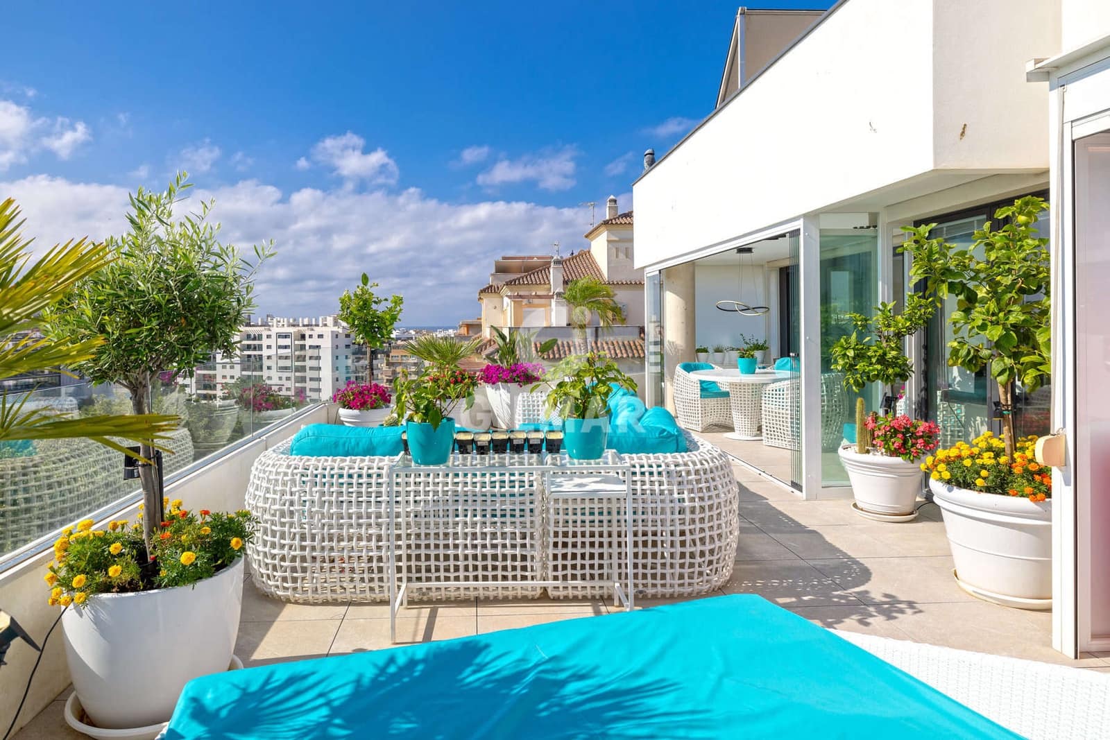 3 makuuhuone Kattohuoneisto myytävänä paikassa Estepona mukana uima-altaan 
autotalli - 1 499 000 € (Ref: 9216309)