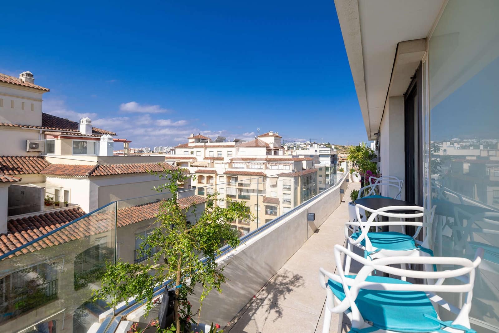 3 makuuhuone Kattohuoneisto myytävänä paikassa Estepona mukana uima-altaan 
autotalli - 1 499 000 € (Ref: 9216309)