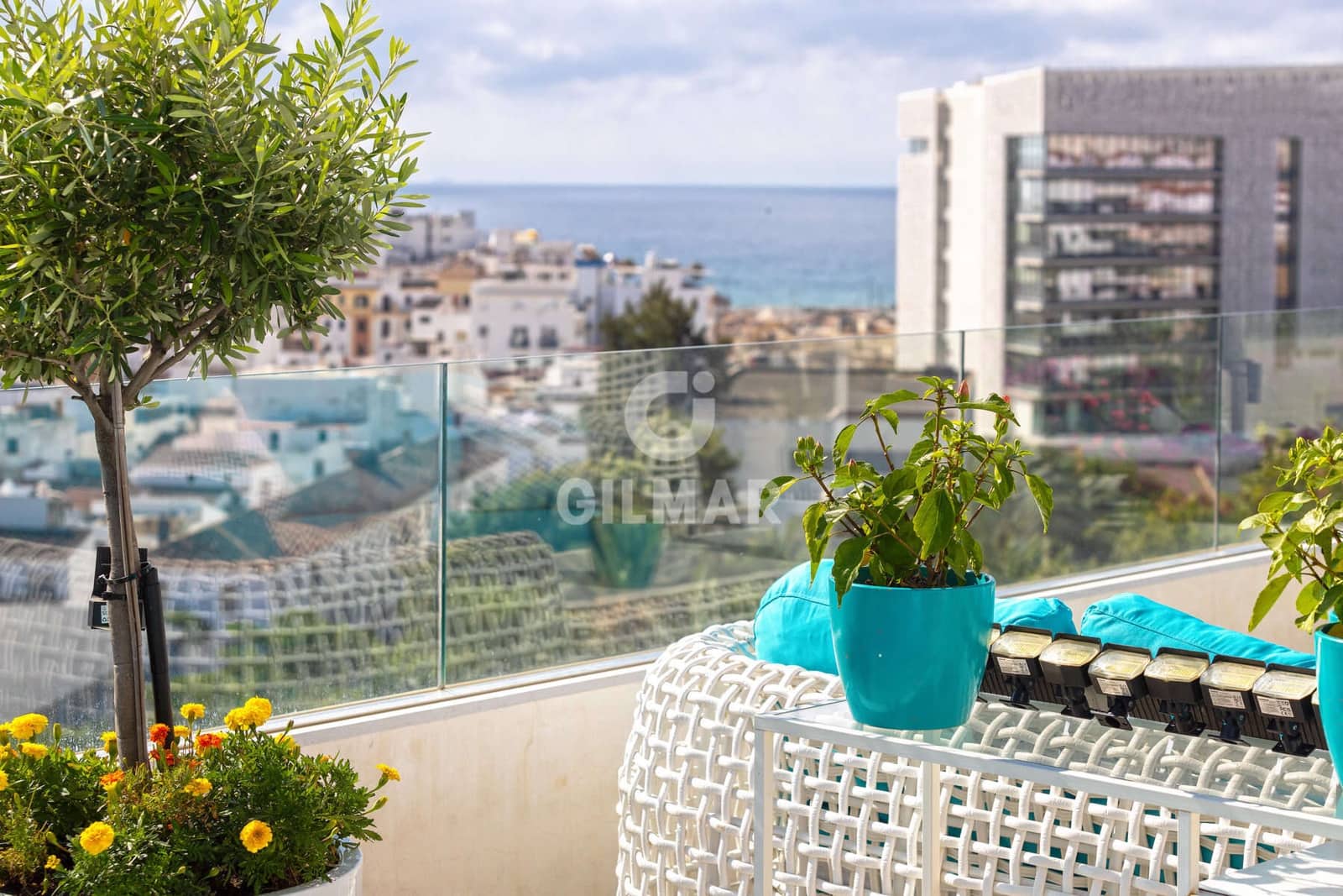 3 makuuhuone Kattohuoneisto myytävänä paikassa Estepona mukana uima-altaan 
autotalli - 1 499 000 € (Ref: 9216309)