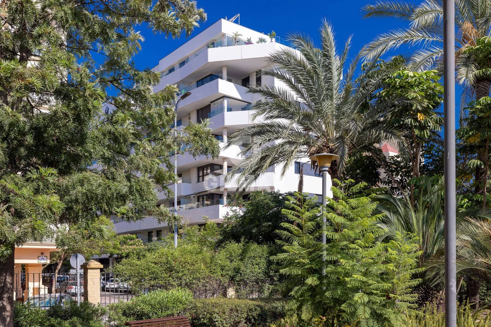 3 makuuhuone Kattohuoneisto myytävänä paikassa Estepona mukana uima-altaan 
autotalli - 1 499 000 € (Ref: 9216309)