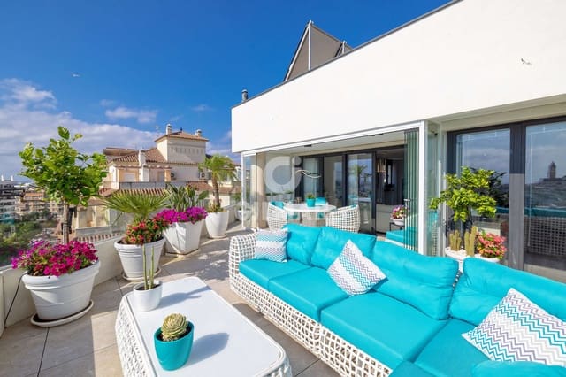 3 makuuhuone Kattohuoneisto myytävänä paikassa Huerta Nueva, Estepona mukana uima-altaan 
autotalli - 1 499 000 € (Ref: 9216309)