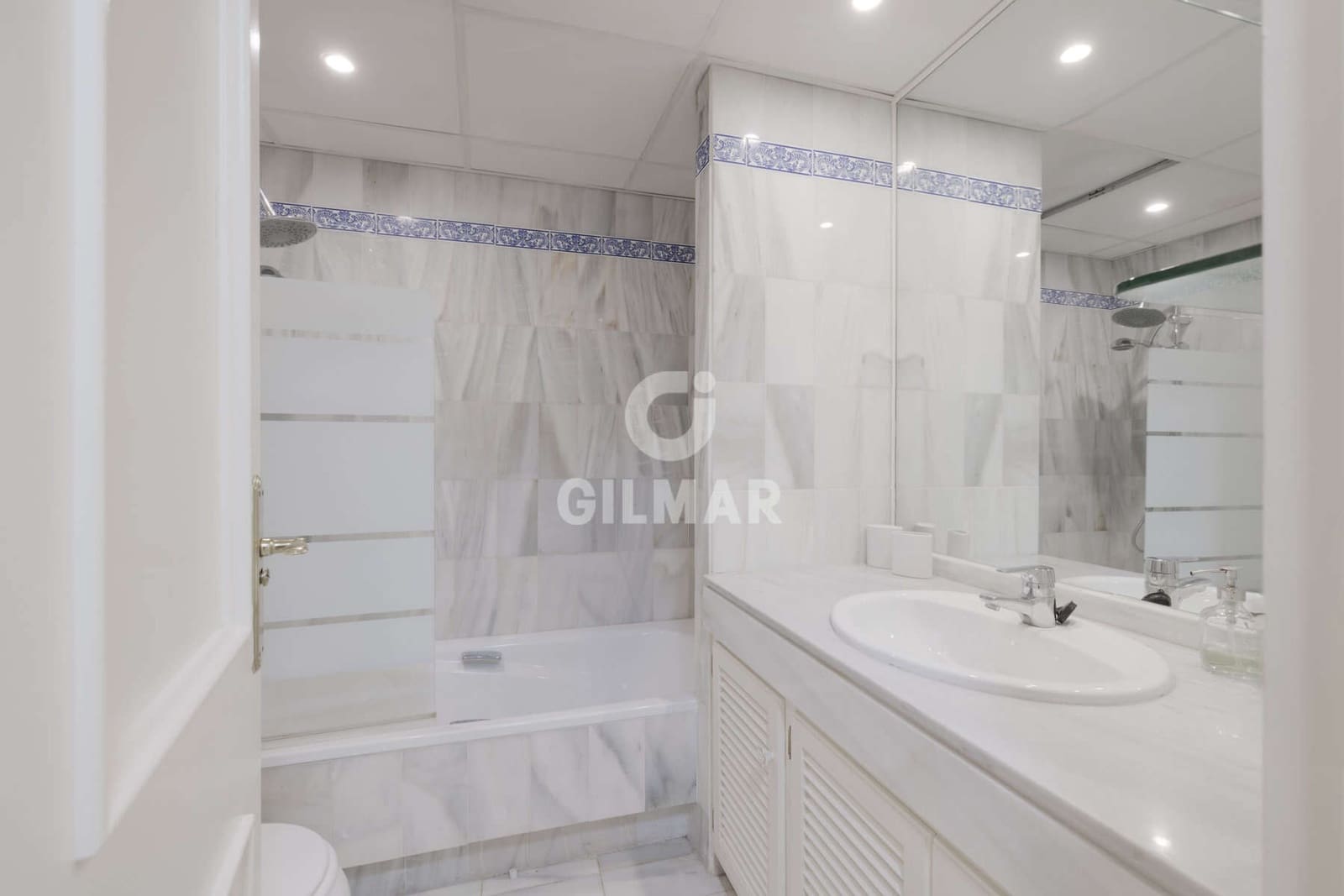 1 soverom Leilighet til salgs i Estepona med svømmebasseng - € 290 000 (Ref: 9216310)