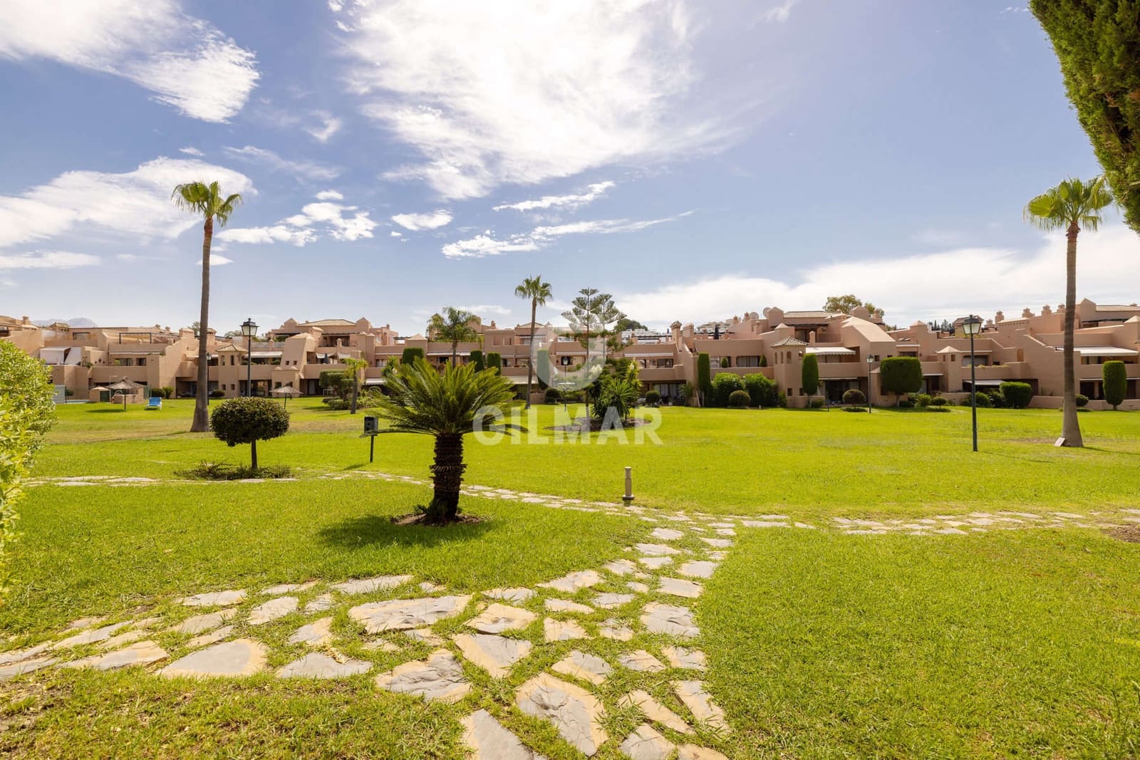 1 soverom Leilighet til salgs i Estepona med svømmebasseng - € 290 000 (Ref: 9216310)