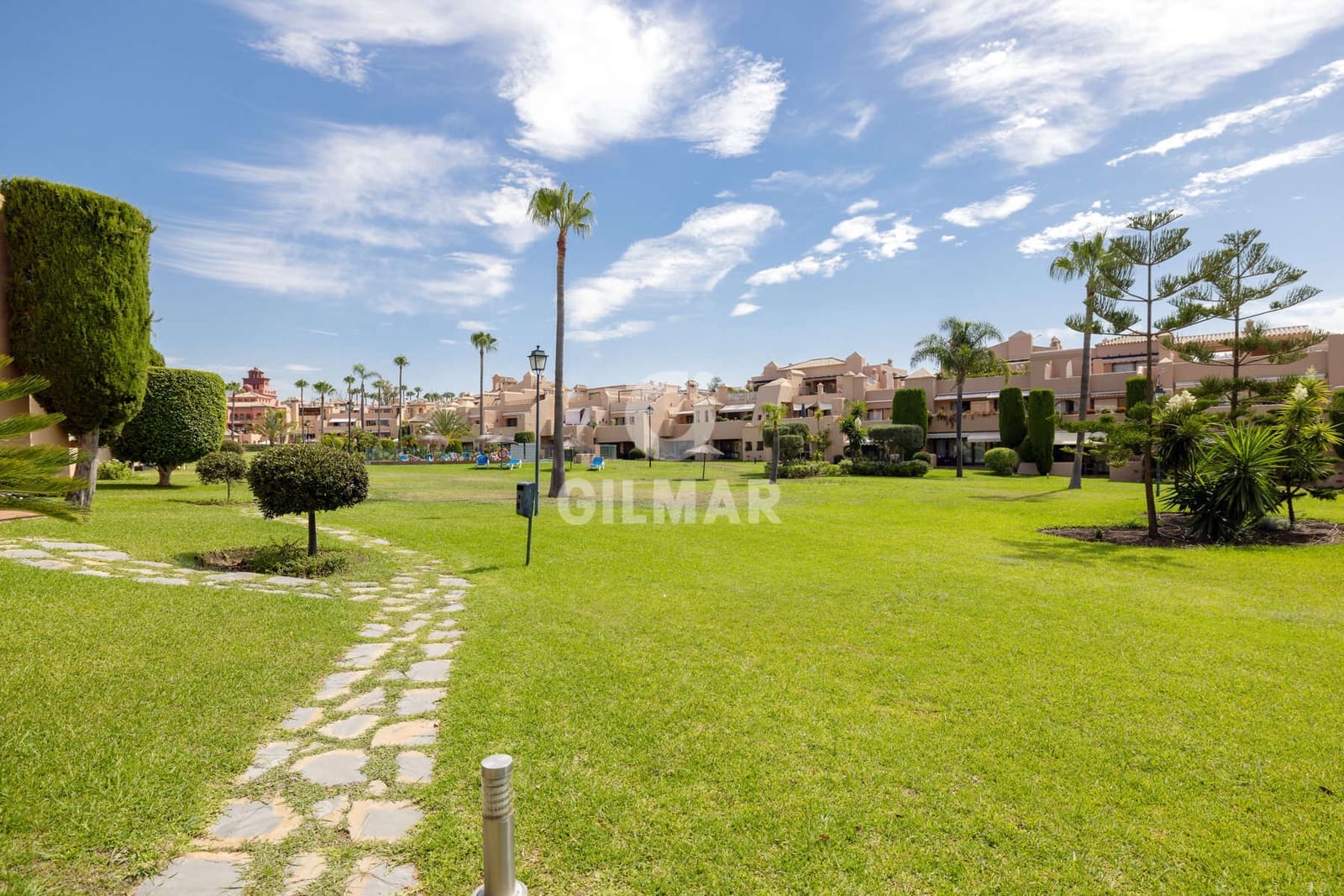 1 soverom Leilighet til salgs i Estepona med svømmebasseng - € 290 000 (Ref: 9216310)