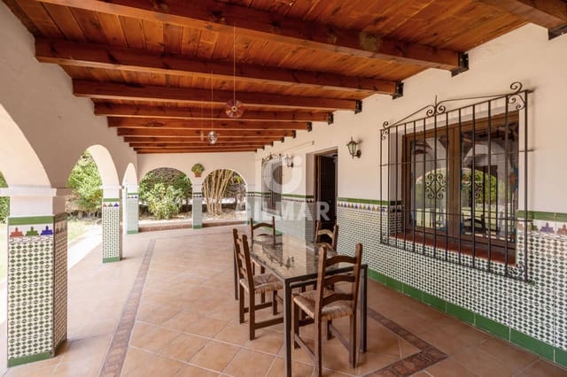 3 camera da letto Villa in vendita in Resinera-Voladilla, Estepona con piscina garage - 700.000 € (Rif: 9216313)