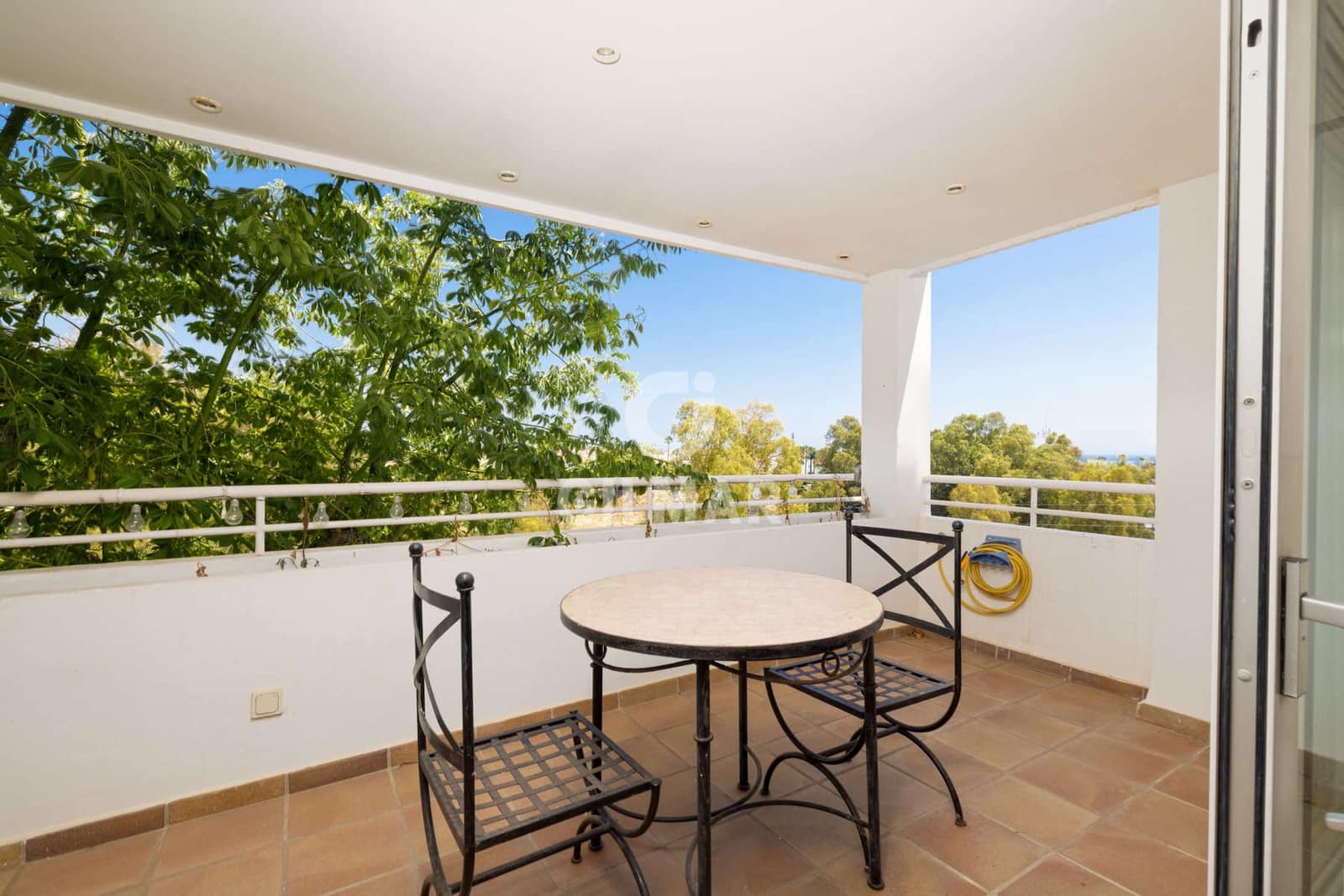 4 soveværelse Lejlighed til salg i Estepona med swimmingpool garage - € 679.000 (Ref: 9216314)