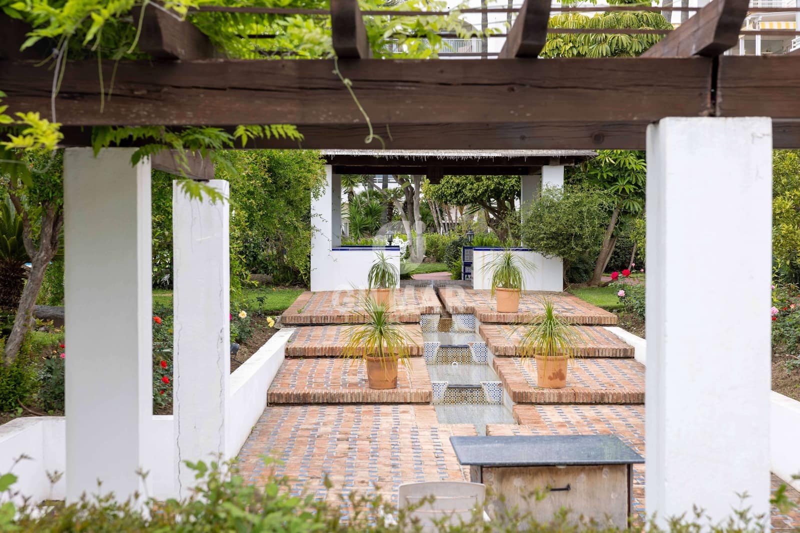 4 soveværelse Lejlighed til salg i Estepona med swimmingpool garage - € 679.000 (Ref: 9216314)