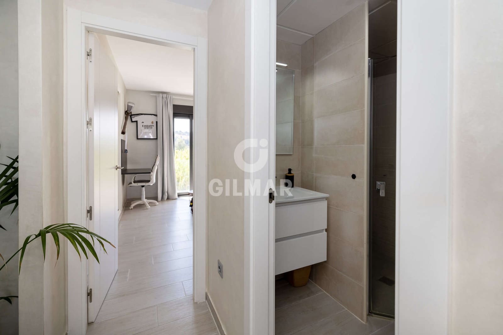 3 sovrum Takvåning till salu i Estepona med pool garage - 675 000 € (Ref: 9216318)