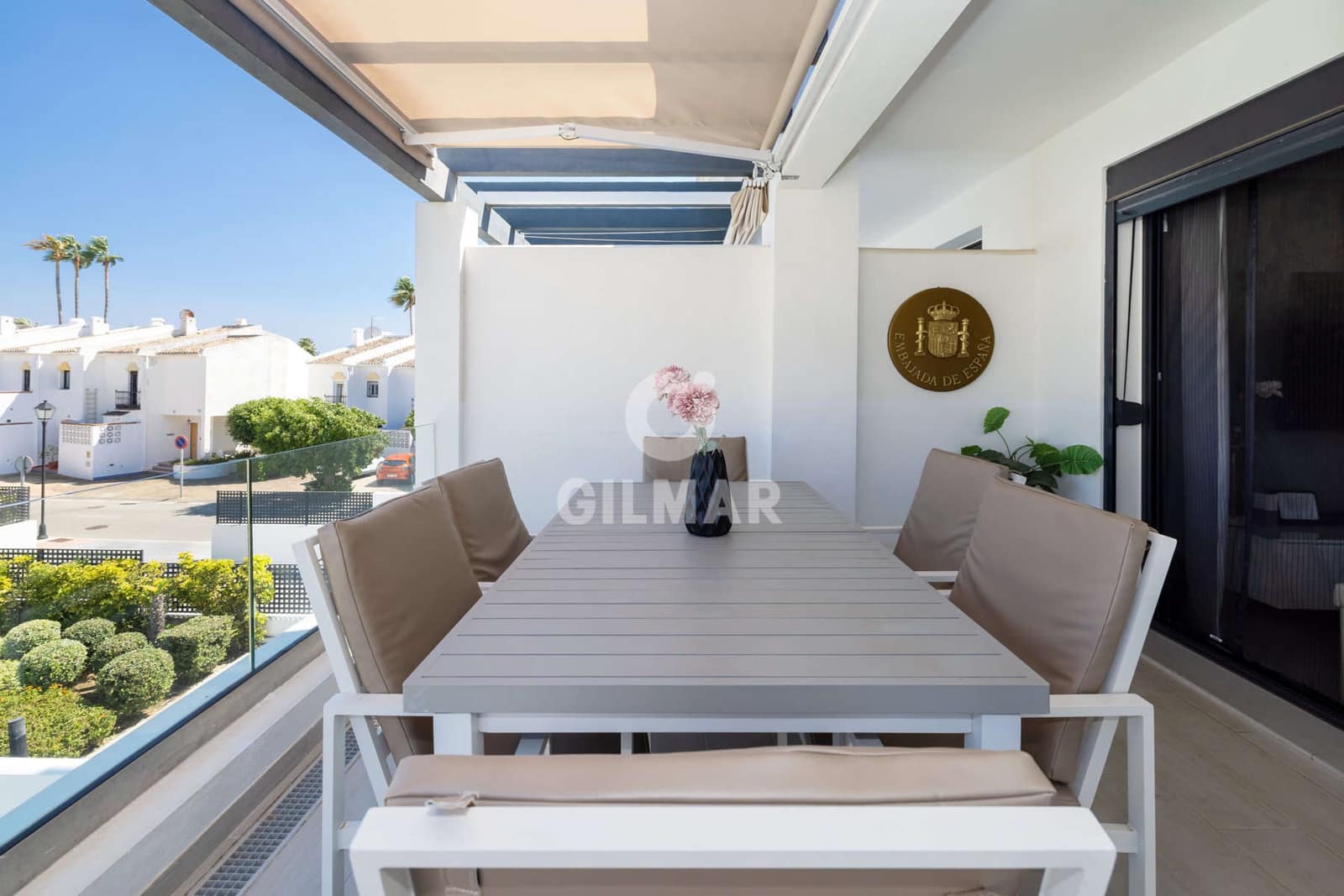 3 sovrum Takvåning till salu i Estepona med pool garage - 675 000 € (Ref: 9216318)