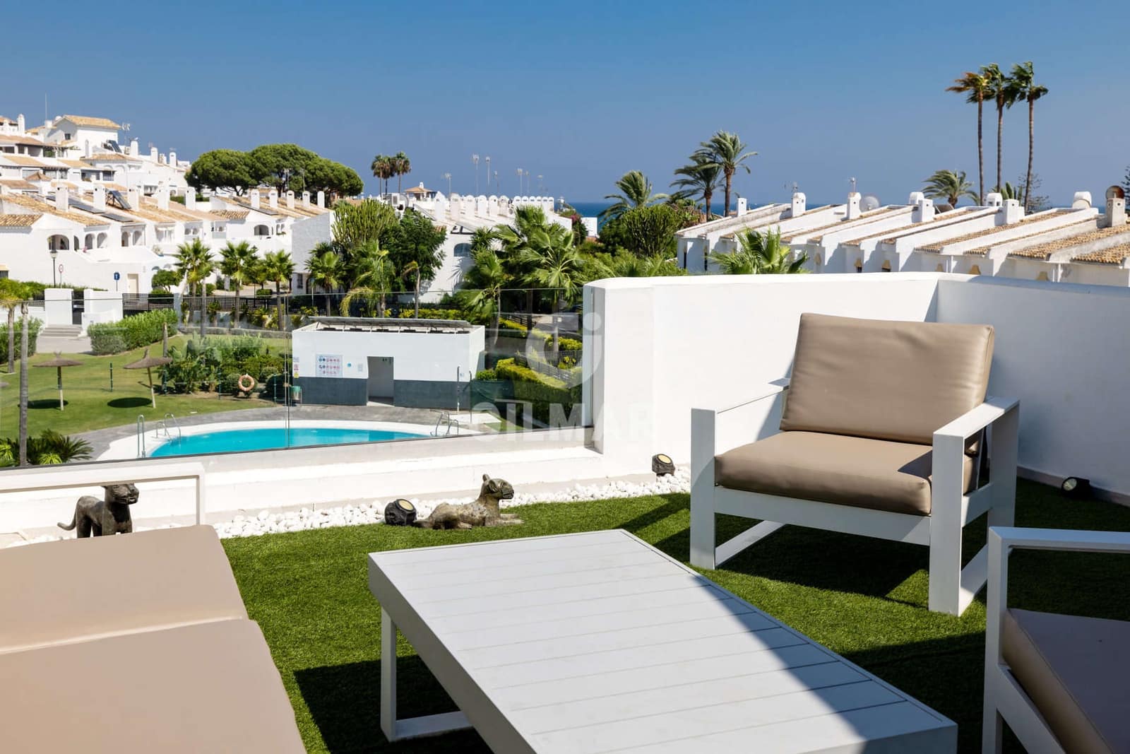 3 sovrum Takvåning till salu i Estepona med pool garage - 675 000 € (Ref: 9216318)