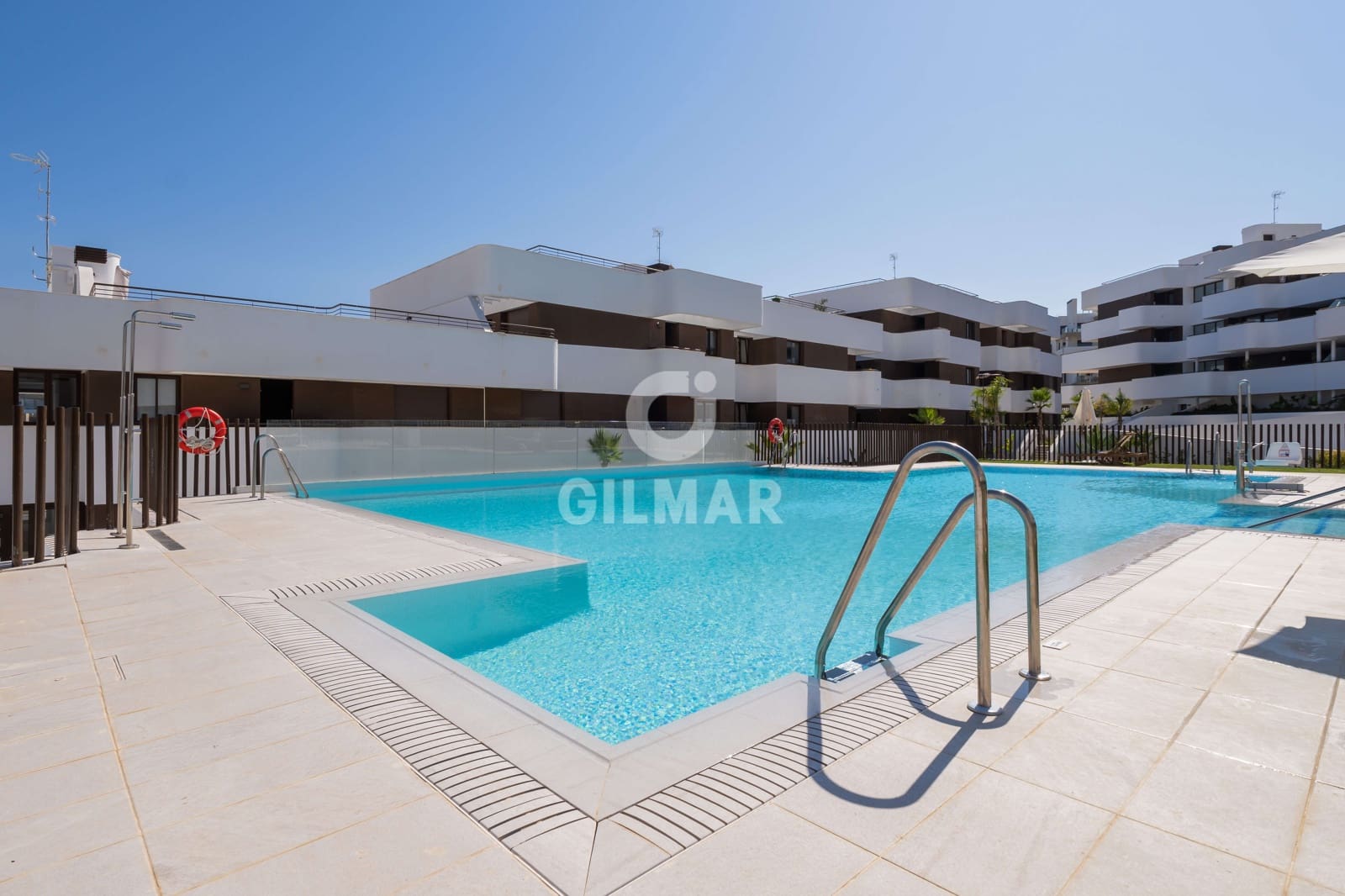 2 quarto Apartamento para venda em Estepona com garagem - 650 000 € (Ref: 9216319)
